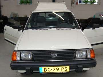 1800 AWD Pick UP met huif