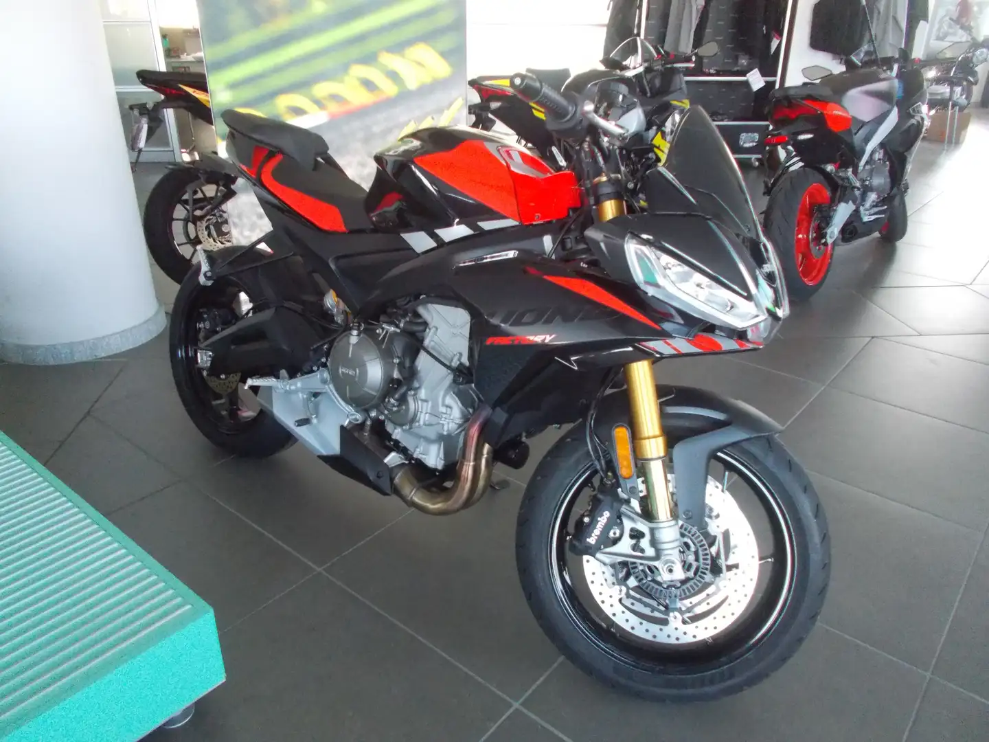 Aprilia Tuono 660 FACTORY 2025 Nero - 1