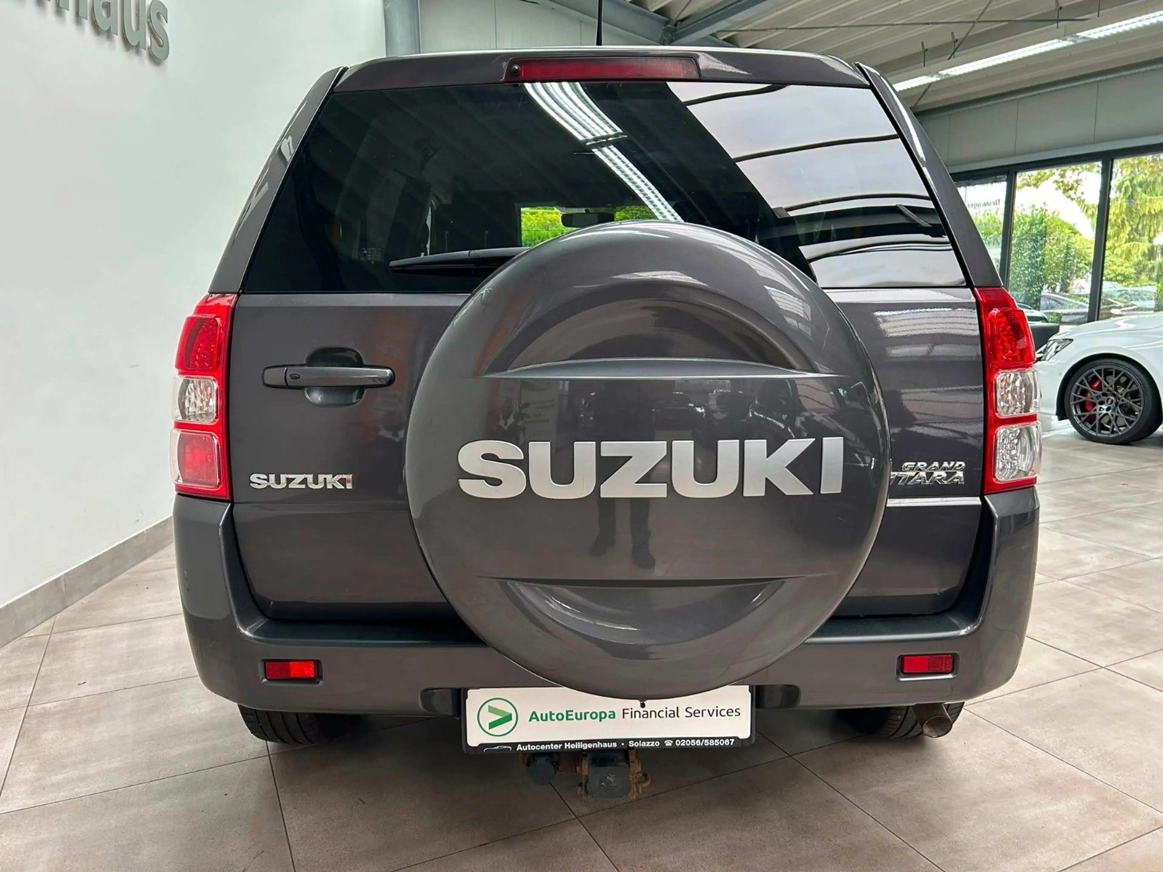 Suzuki Grand Vitara 1.9 DDIS Club 4X4 Klima Navi SHZ — photo 5