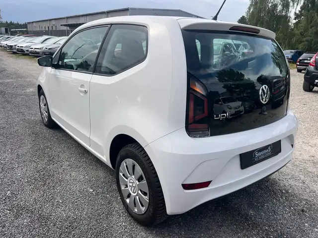 Volkswagen Up! view 6
