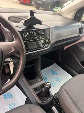 Volkswagen Up! view 9