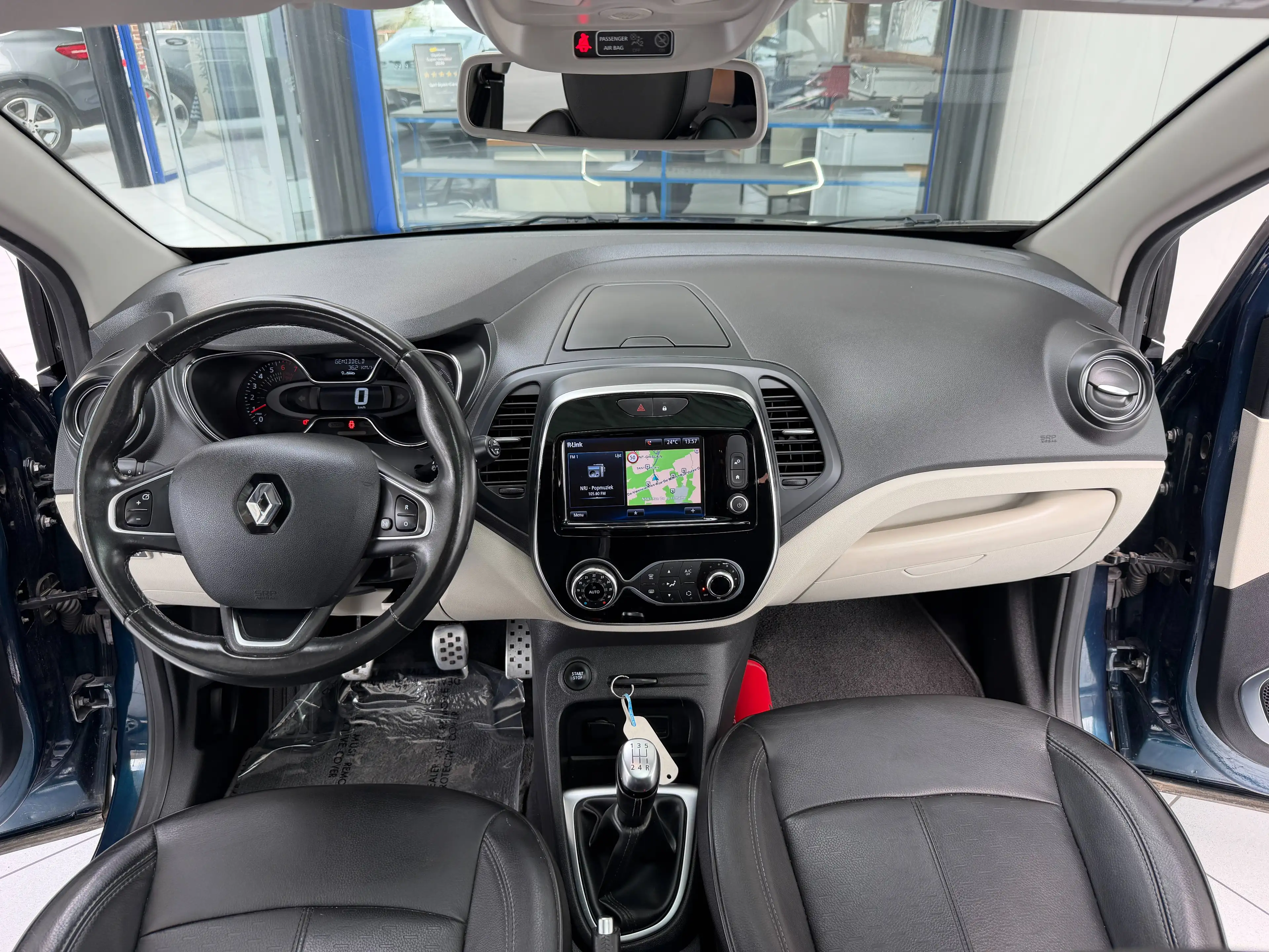 Renault Captur Captur 0.9 TCe ** CUIR ** GPS ** XENON ** PDC ** GARANTIE ** — photo 11