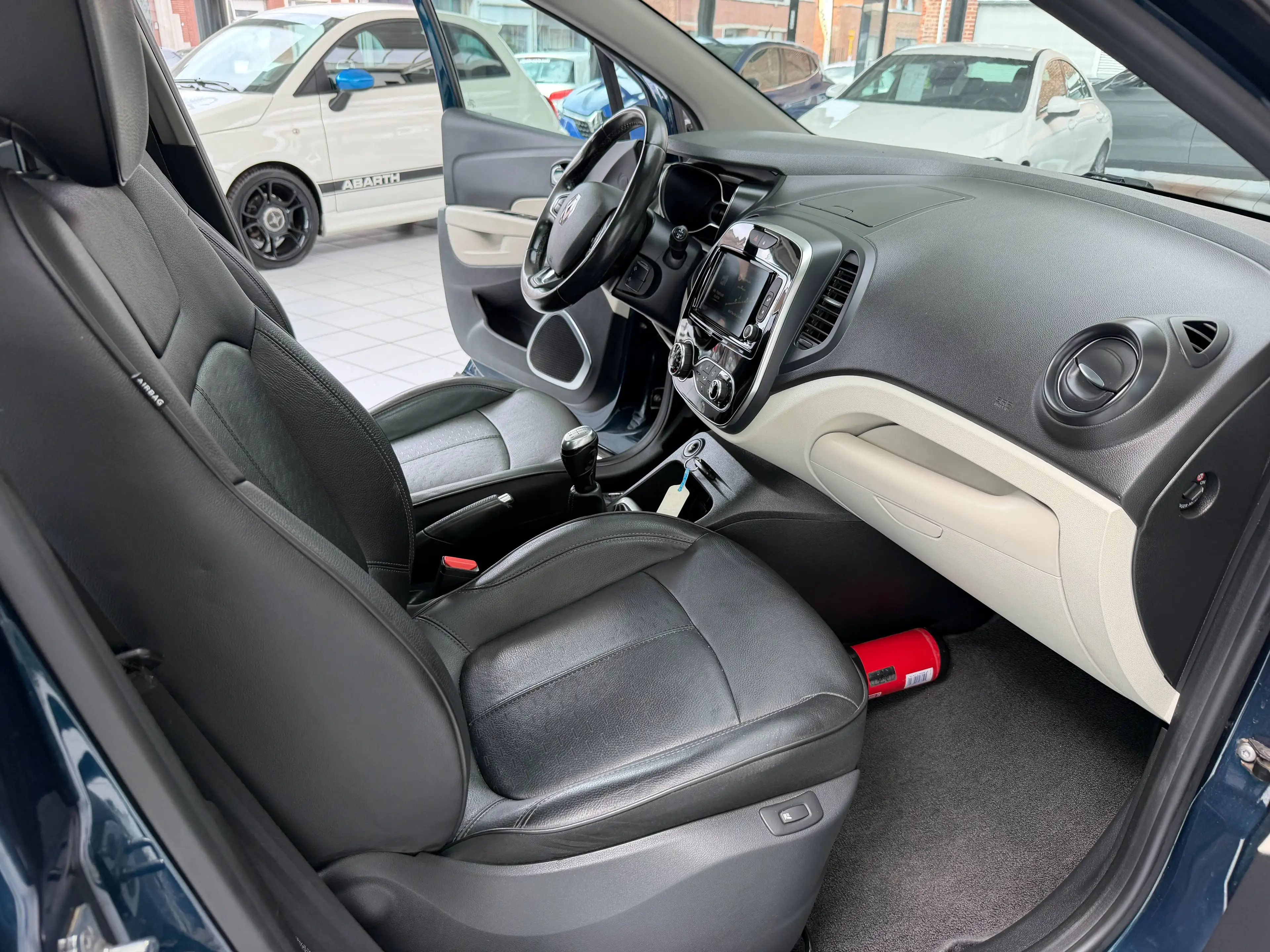 Renault Captur Captur 0.9 TCe ** CUIR ** GPS ** XENON ** PDC ** GARANTIE ** — photo 12