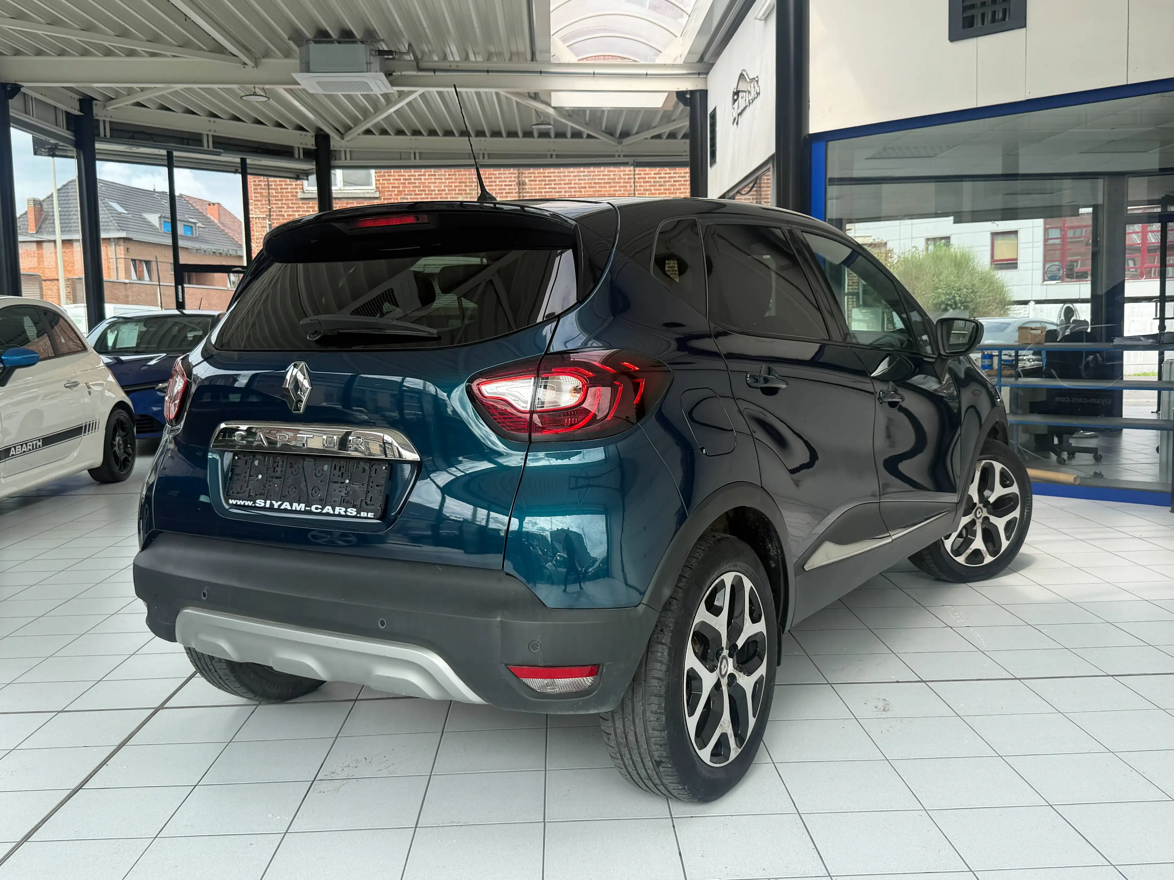 Renault Captur Captur 0.9 TCe ** CUIR ** GPS ** XENON ** PDC ** GARANTIE ** — photo 5