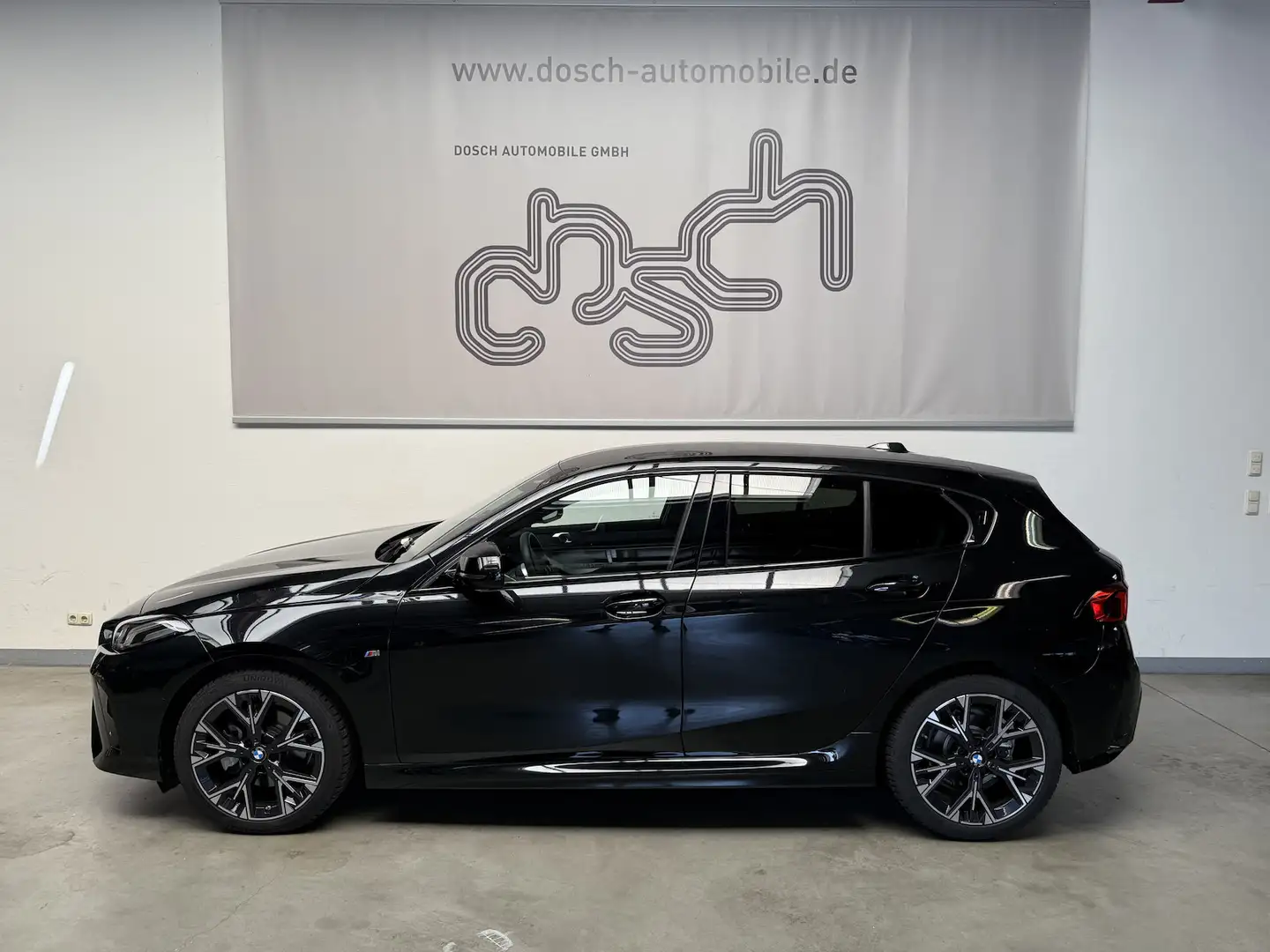 BMW 118 118d M Sport /Sitzhz./Privacy/NAVI/LED/PDC Schwarz - 2