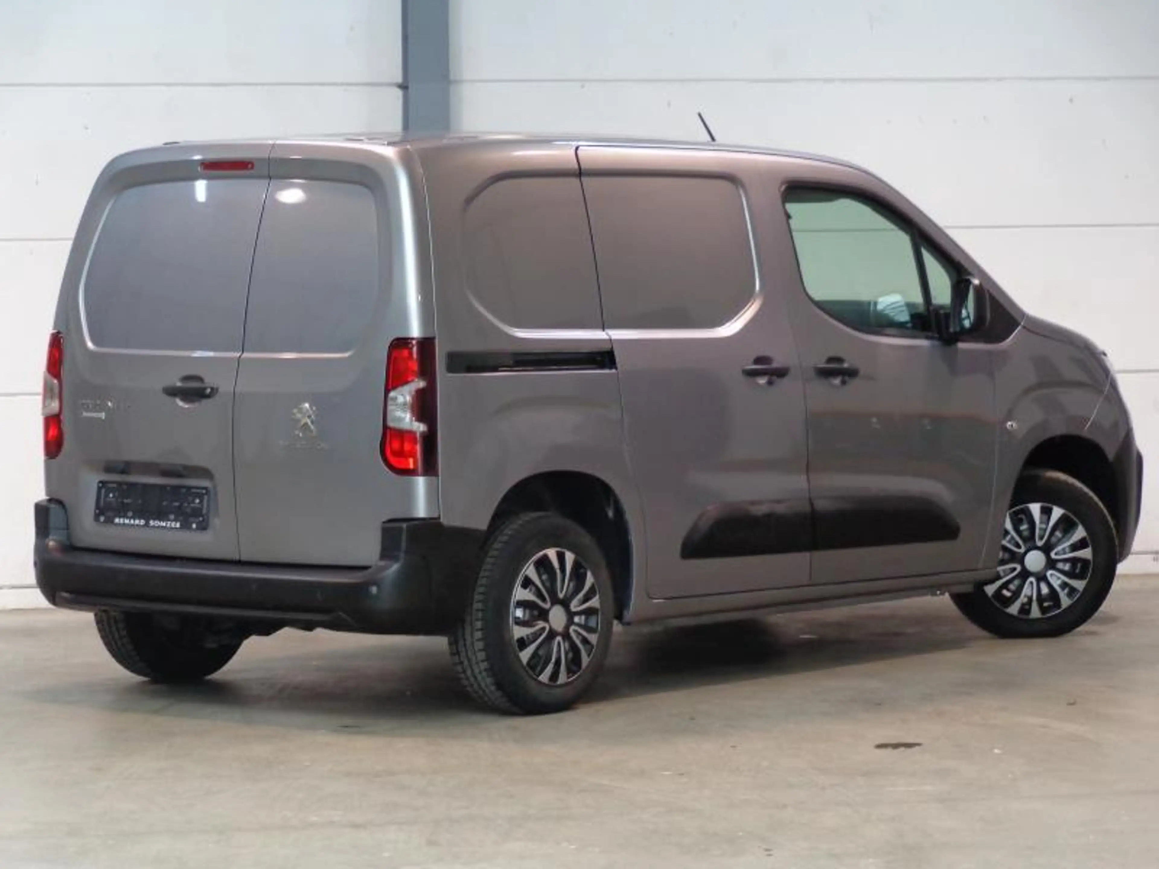 Peugeot Partner 1.5HDi 3Pl - GPS - Clim — photo 3