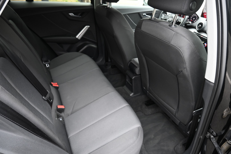 Audi Q2 **30 TFSI**VIRTUAL COCKPIT**DAB RADIO** — photo 11