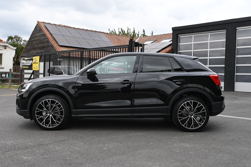 Audi Q2 **30 TFSI**VIRTUAL COCKPIT**DAB RADIO** — photo 2