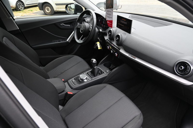 Audi Q2 **30 TFSI**VIRTUAL COCKPIT**DAB RADIO** — photo 10