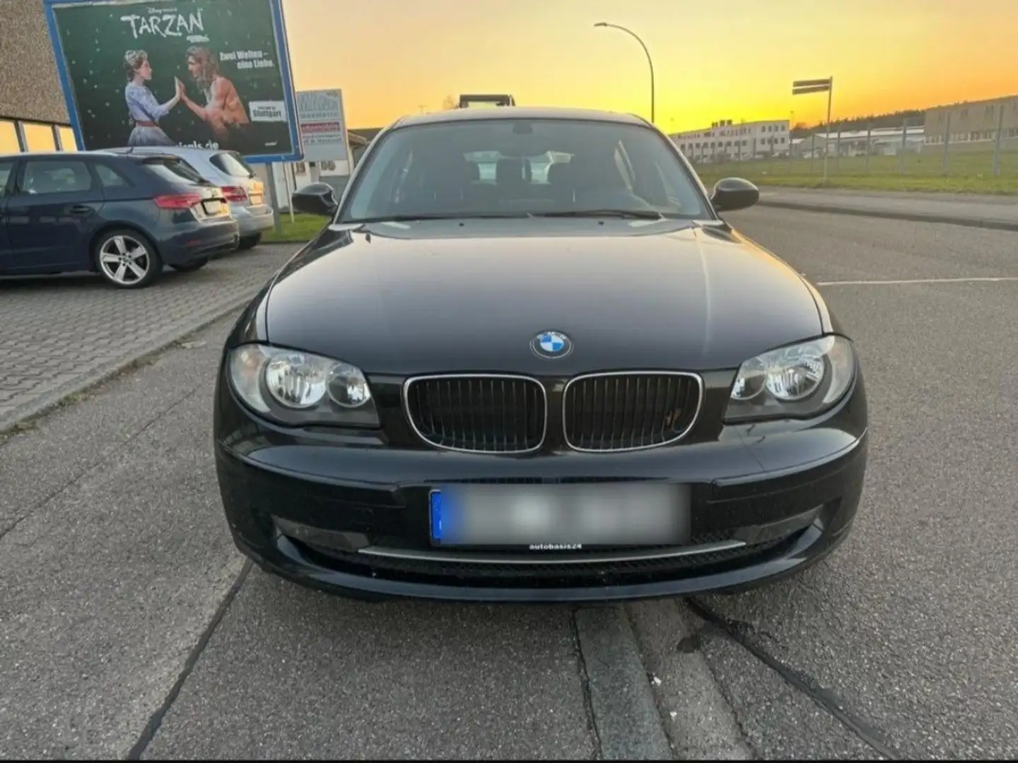BMW 116 116i Schwarz - 1