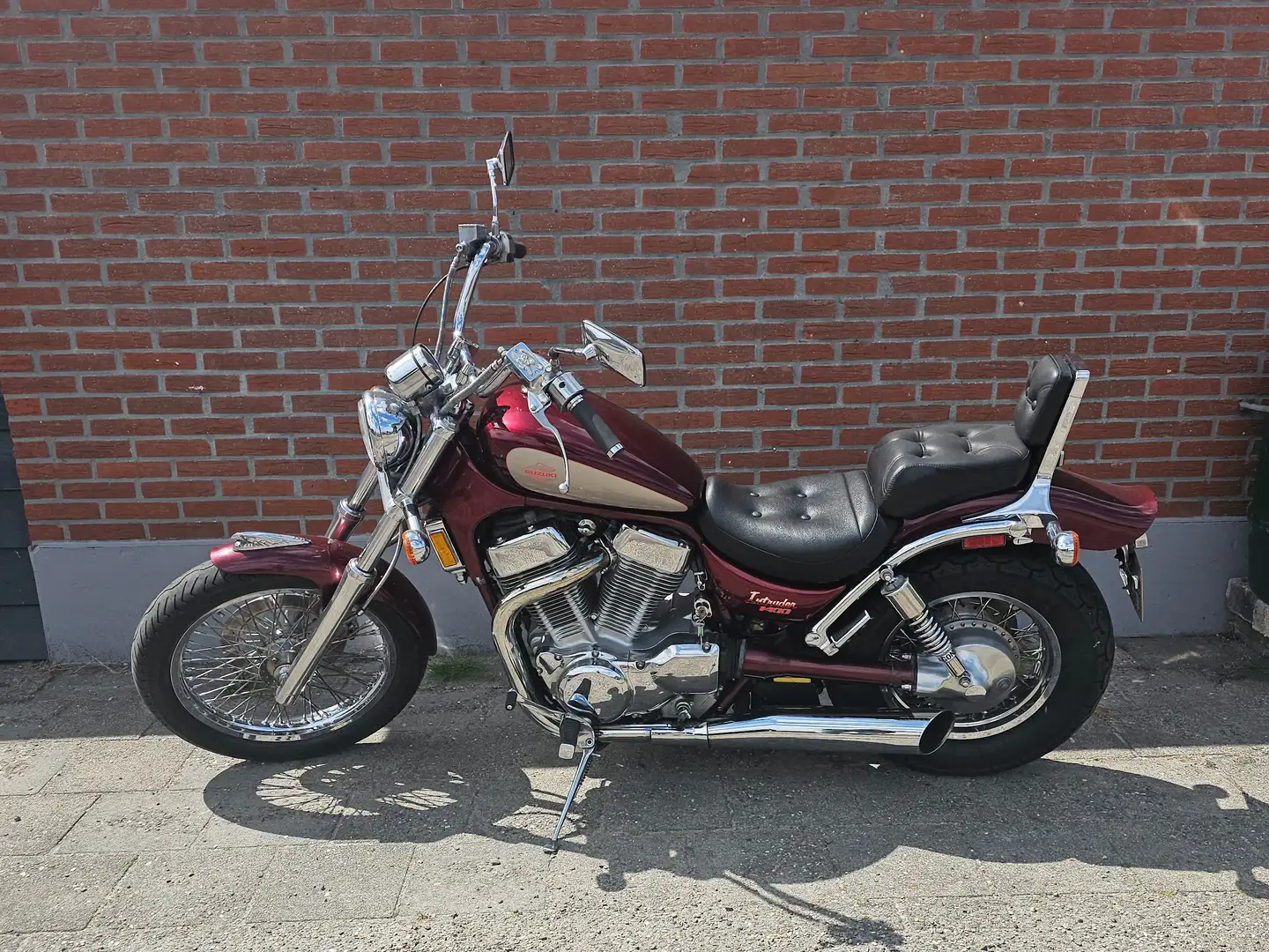 Suzuki VS 1400 Origineel Rosso - 1