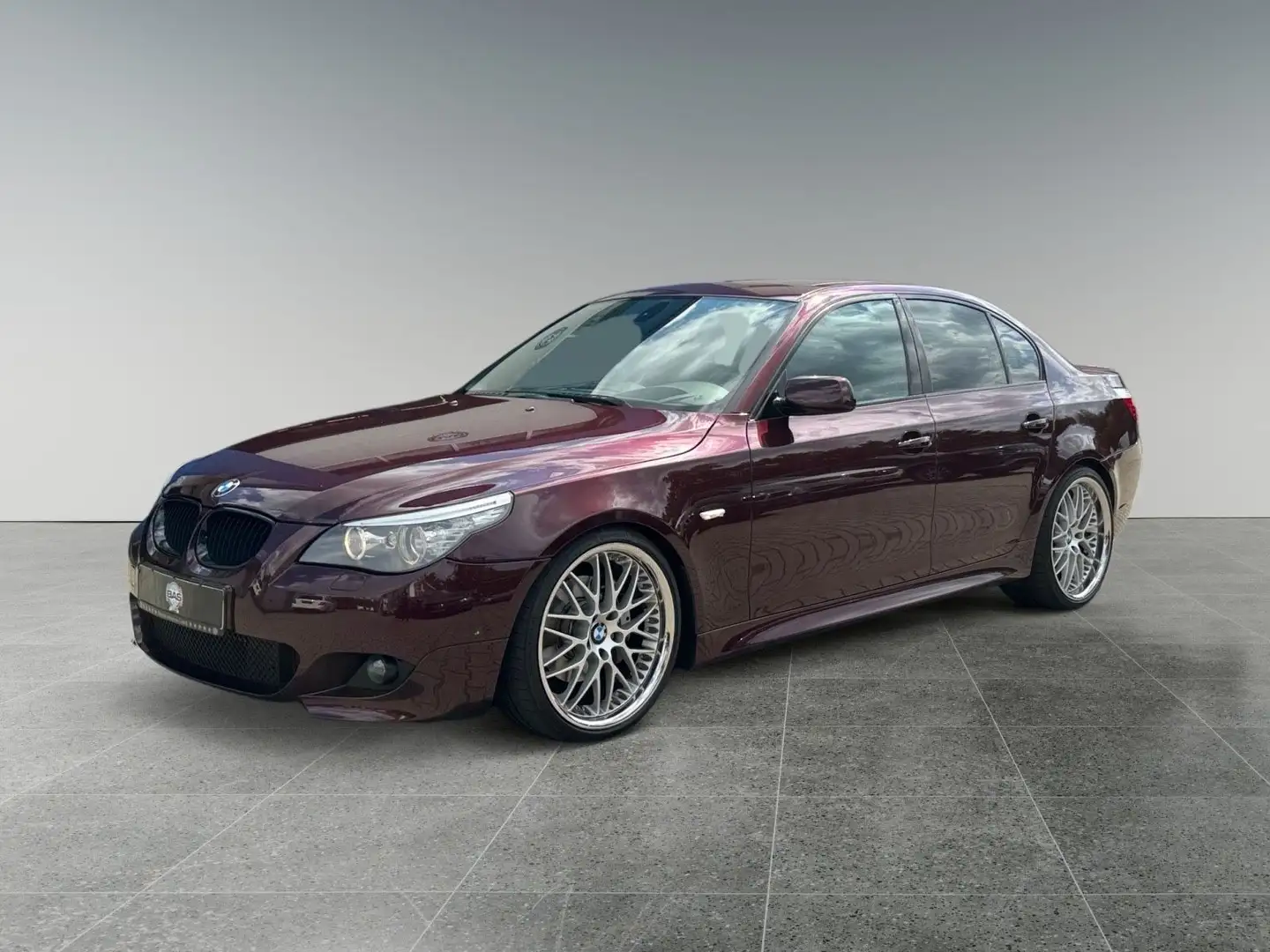 BMW 530 i xDrive Edition Sport M Paket Scheckheft Rouge - 1