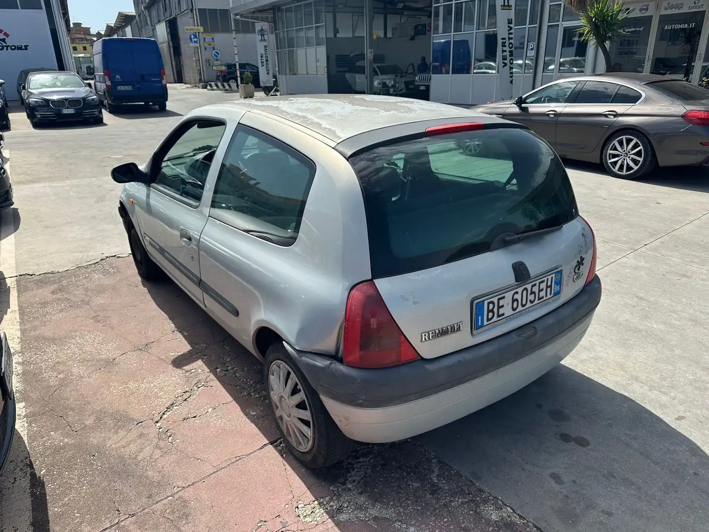Renault Clio Clio 1.2 cat 3 porte RT Gris - 2