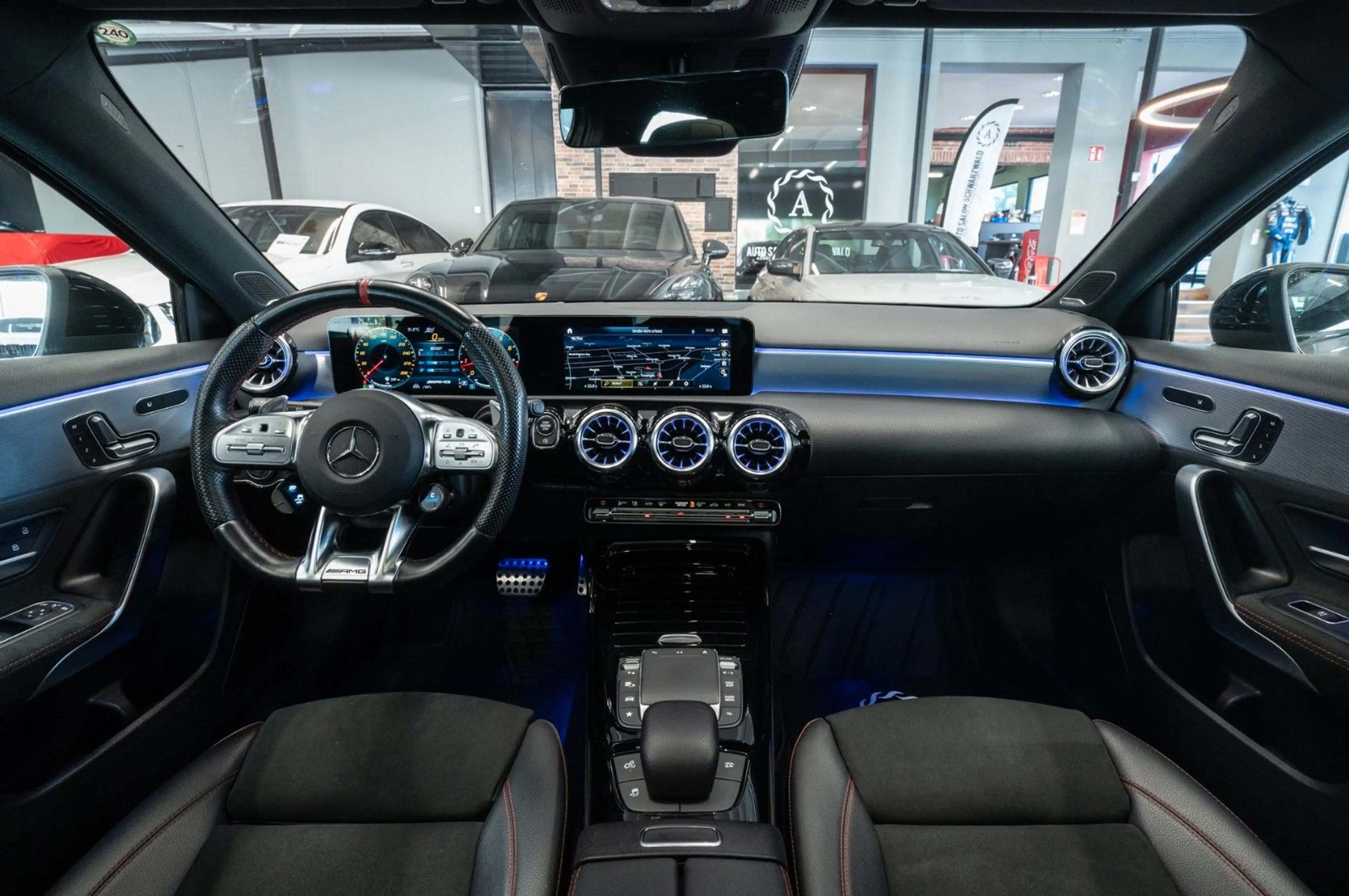 Mercedes-Benz A 45 AMG A45S AMG 4Matic| MEMORY|NIGHT|PANO|MATT-LACK — photo 15