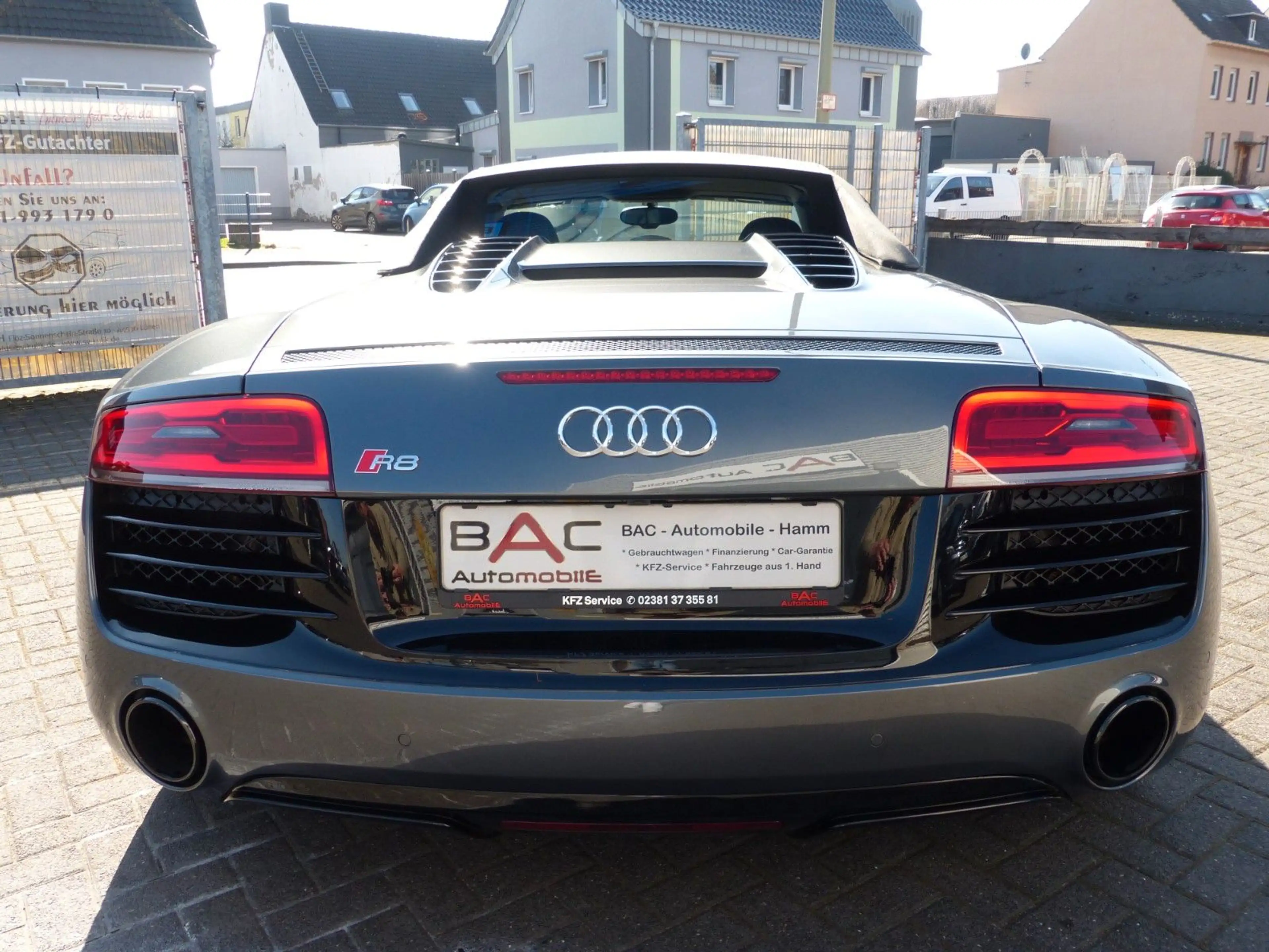 Audi R8 Spyder 5.2 FSI quattro*LED*Keramik*Carbon*B&O — photo 8