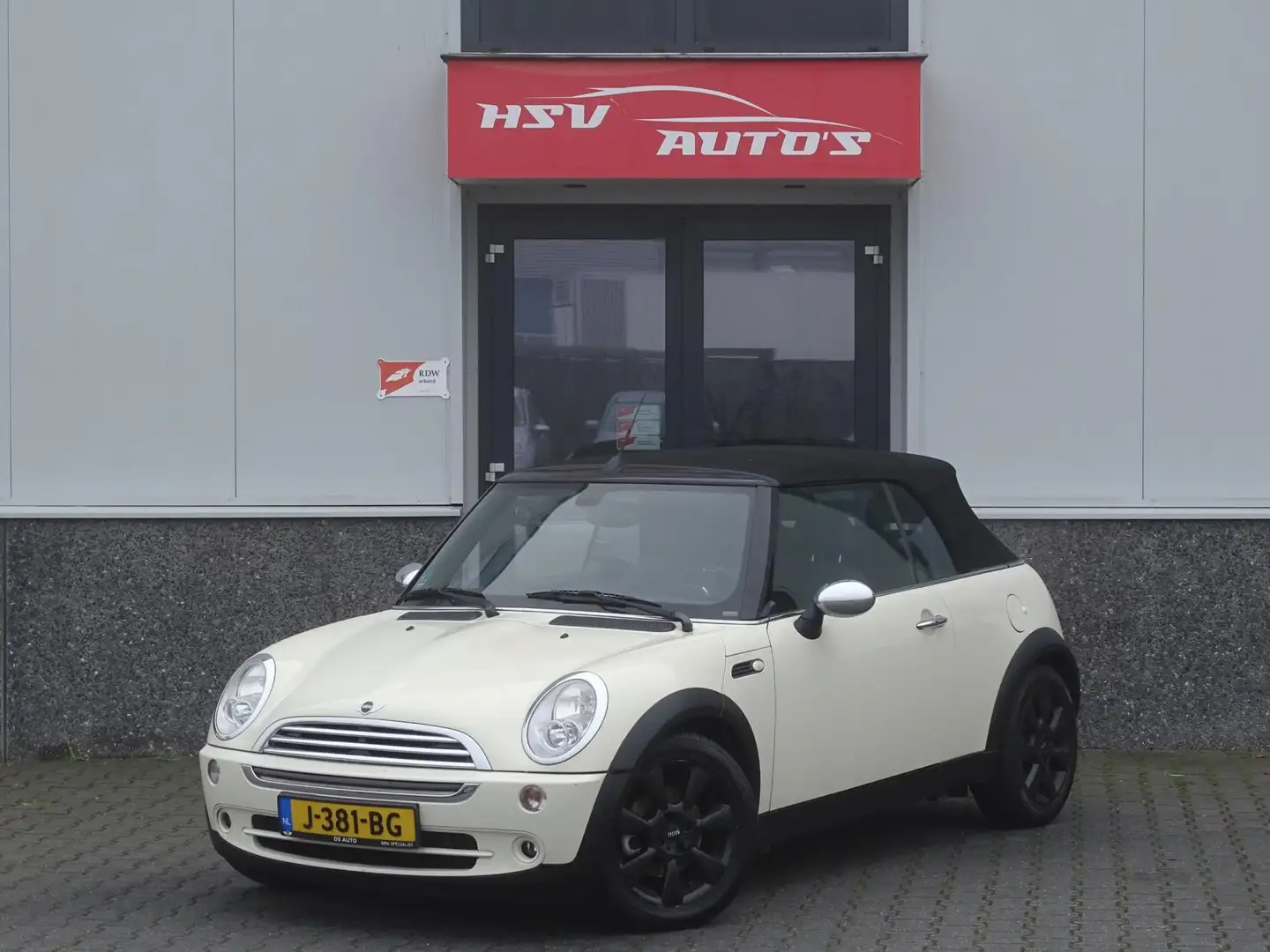 MINI One Cabrio Mini 1.6 airco LM 2006 wit bijela - 1