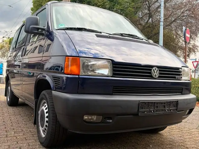 Volkswagen T4 Caravelle T4 2.5 TDI 75kW Automatik TÜV Neu