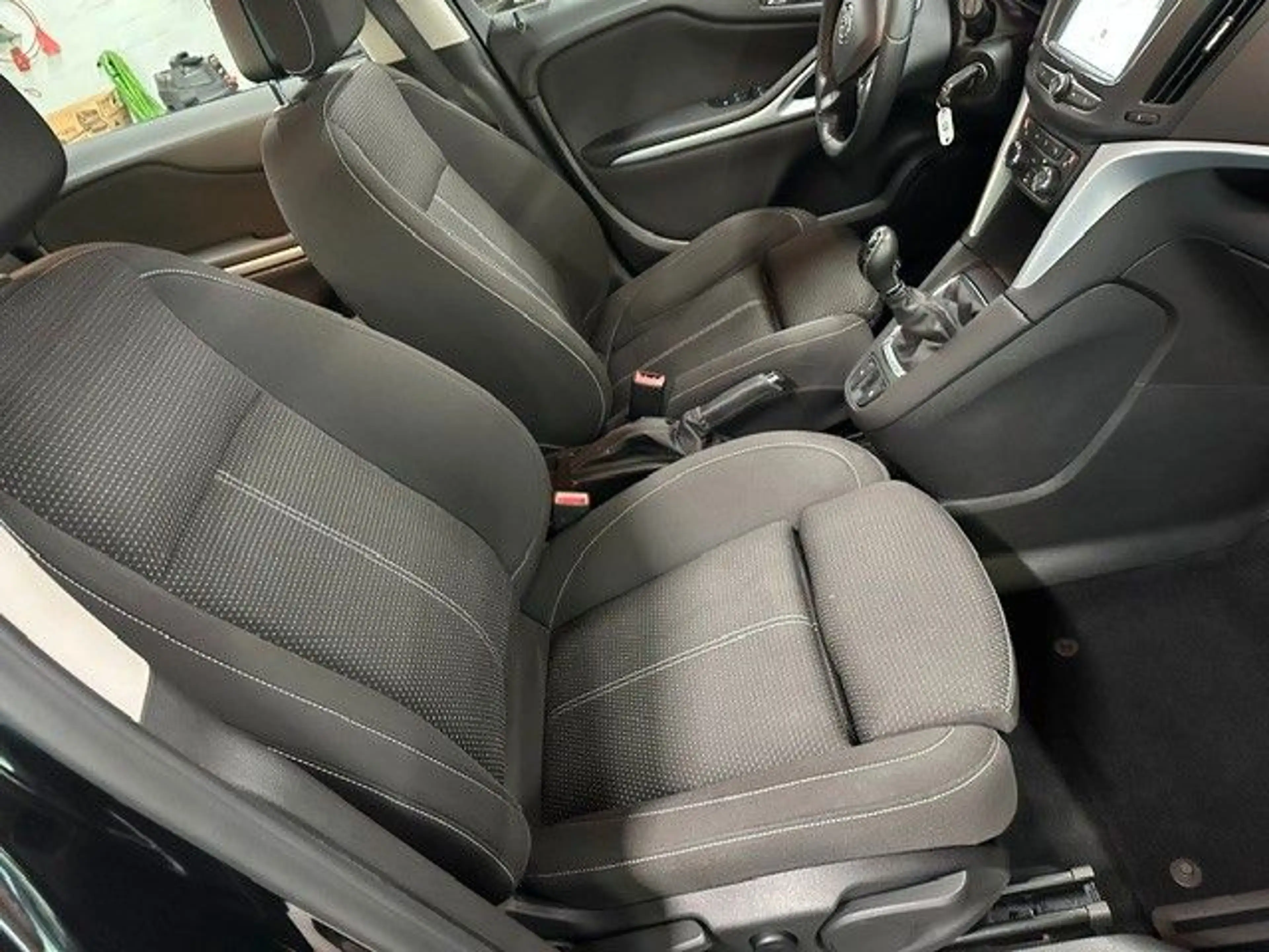Opel Zafira Tourer Edition/LED/Navi/AHK/Sitzhzg/Tempo — photo 6
