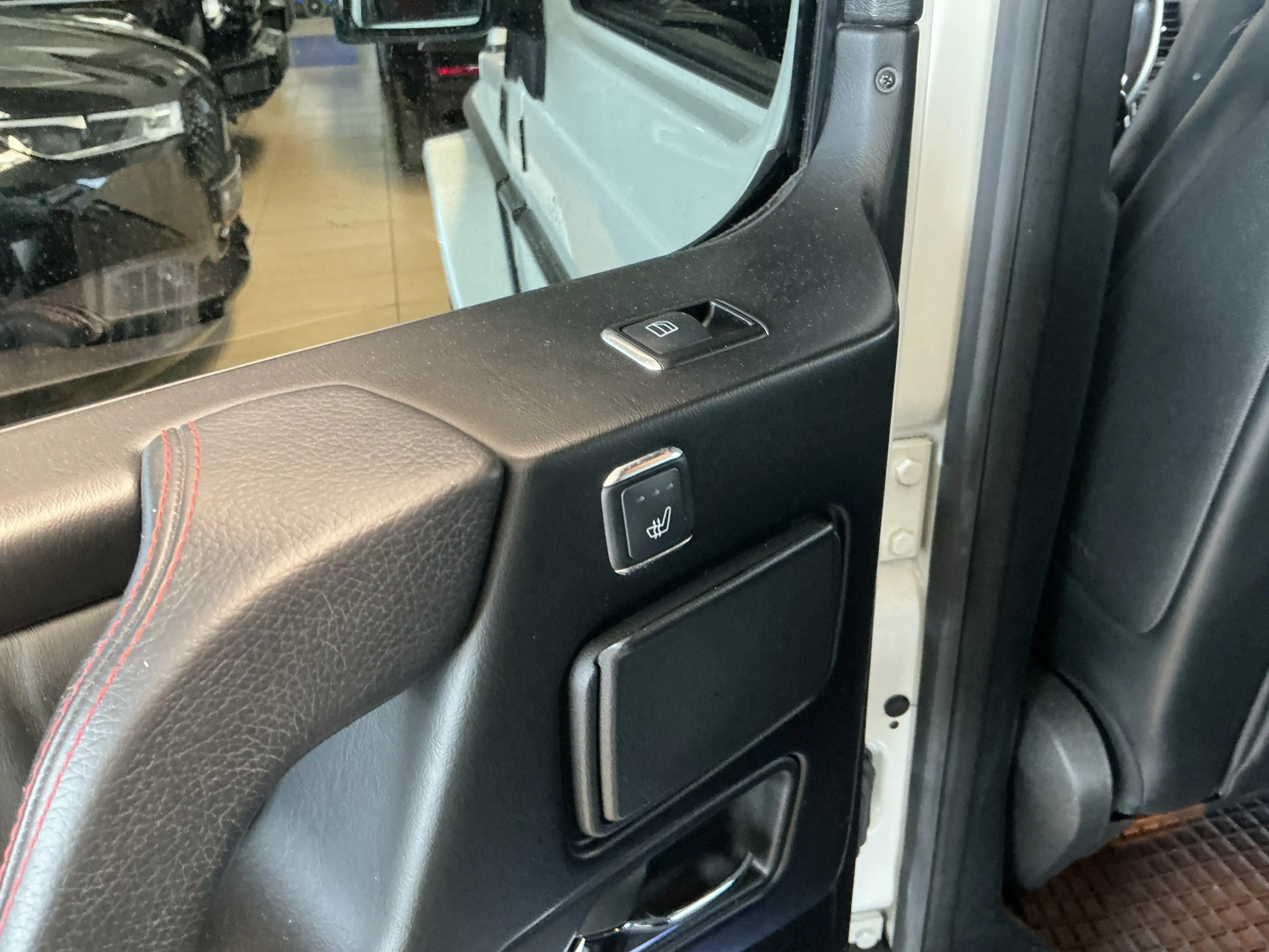 Mercedes-Benz G 350 d Designo Manufaktur Leder Pano Memory AHK — photo 5