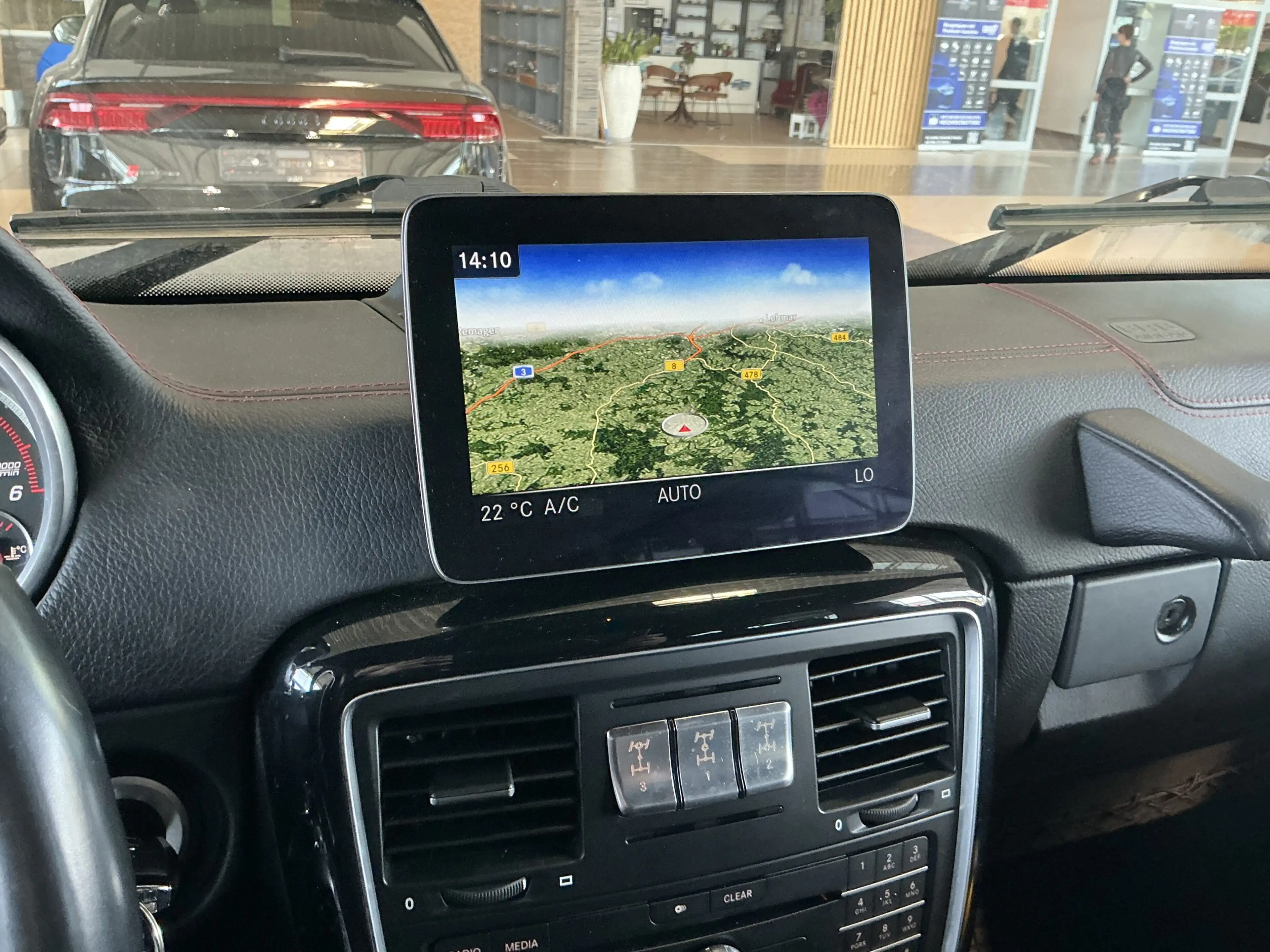 Mercedes-Benz G 350 d Designo Manufaktur Leder Pano Memory AHK — photo 13