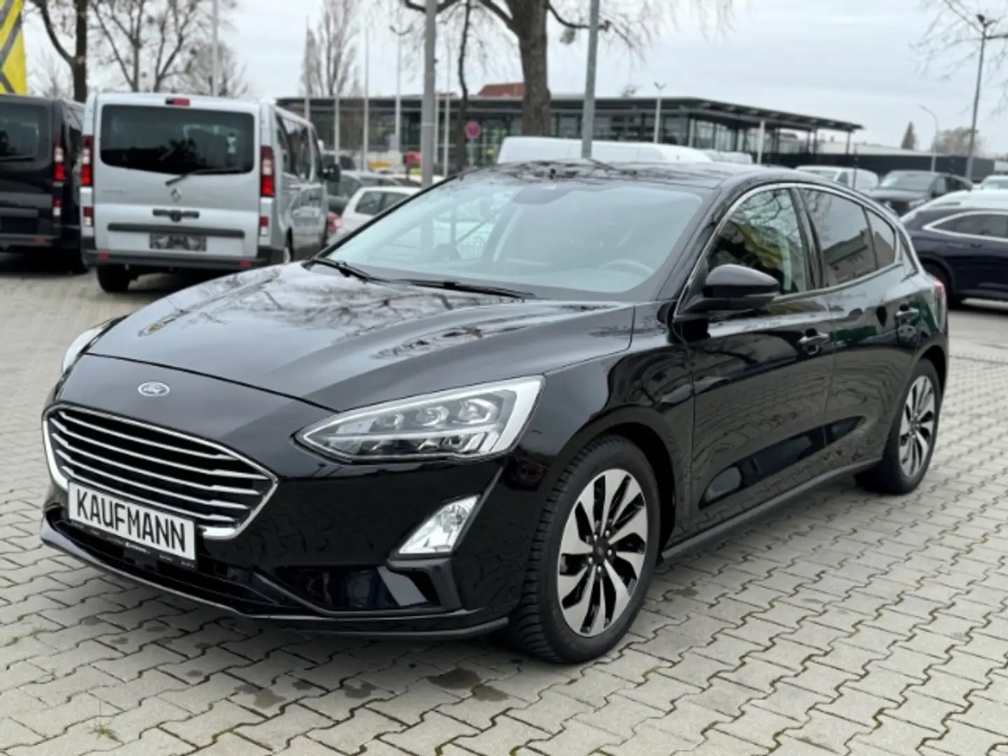 Ford Focus Cool & Connect 1.0 EcoBoost EU6d-T Nero - 1