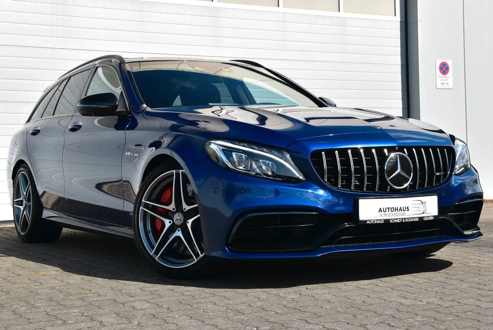 Mercedes-Benz C 63 AMG C 63S T AMG Dist/Pano/360/AMG Perf. Aus Blau - 1