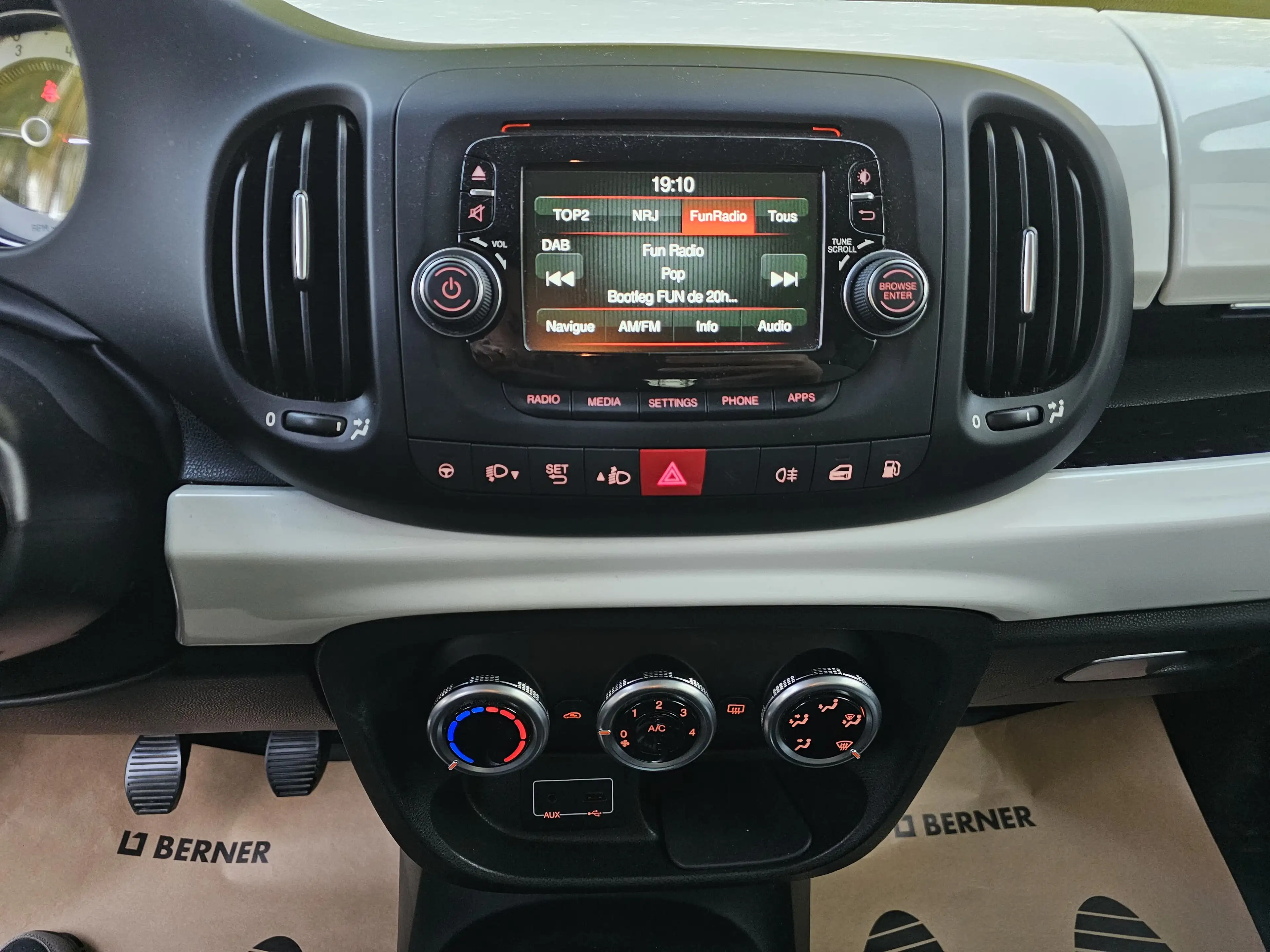 Fiat 500L CNG 0.9T * UTILITAIRE * AIRCO+NAVI+CAMÉRA+..* — photo 14