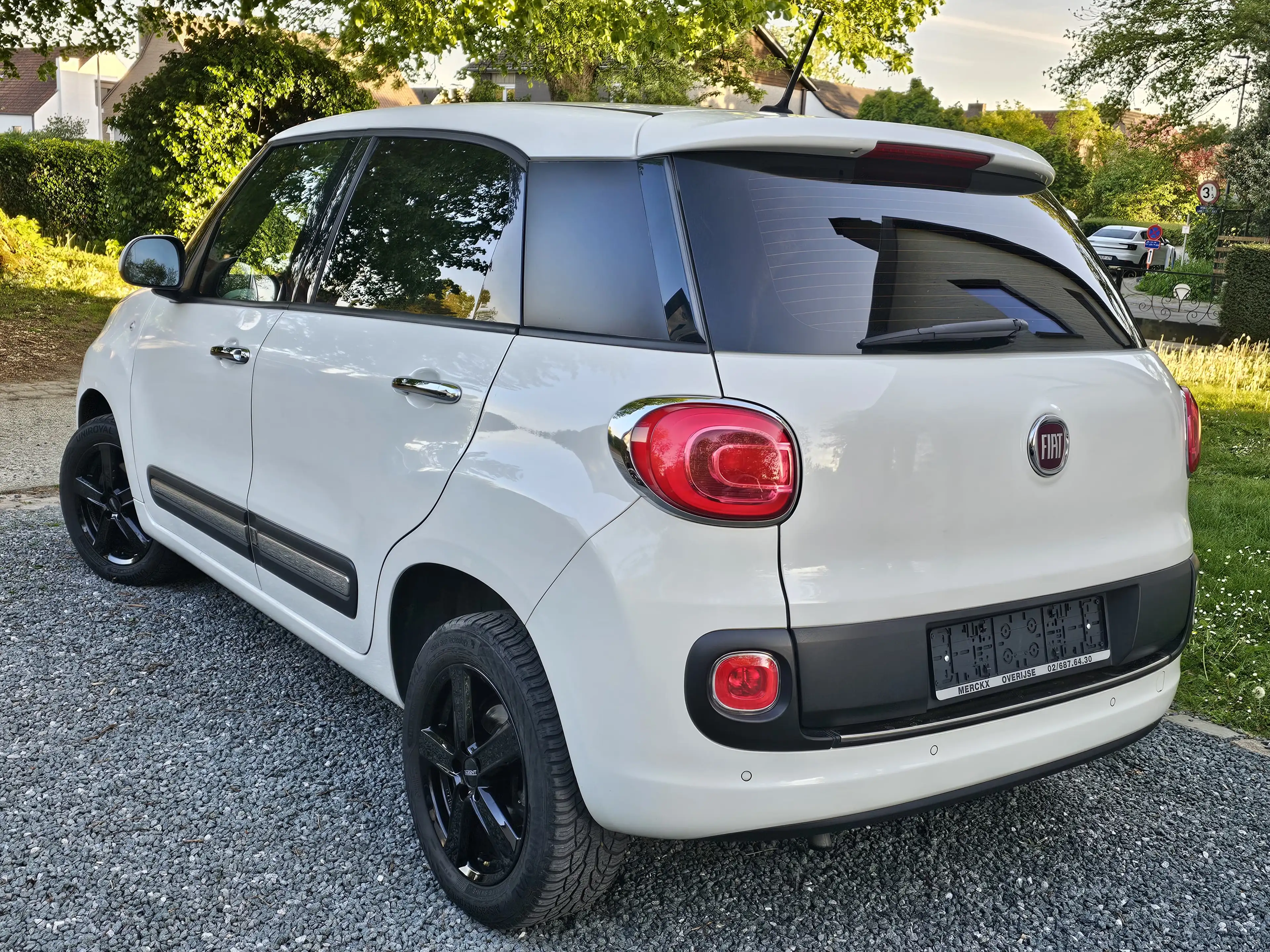 Fiat 500L CNG 0.9T * UTILITAIRE * AIRCO+NAVI+CAMÉRA+..* — photo 2
