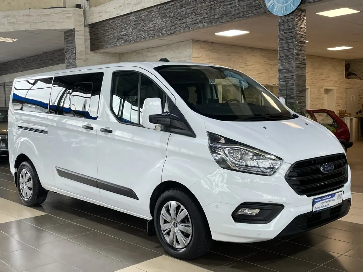 Ford Tourneo Custom Trend 340*L2*LED*AHK*8-Sitzer*SHZ Weiß - 1