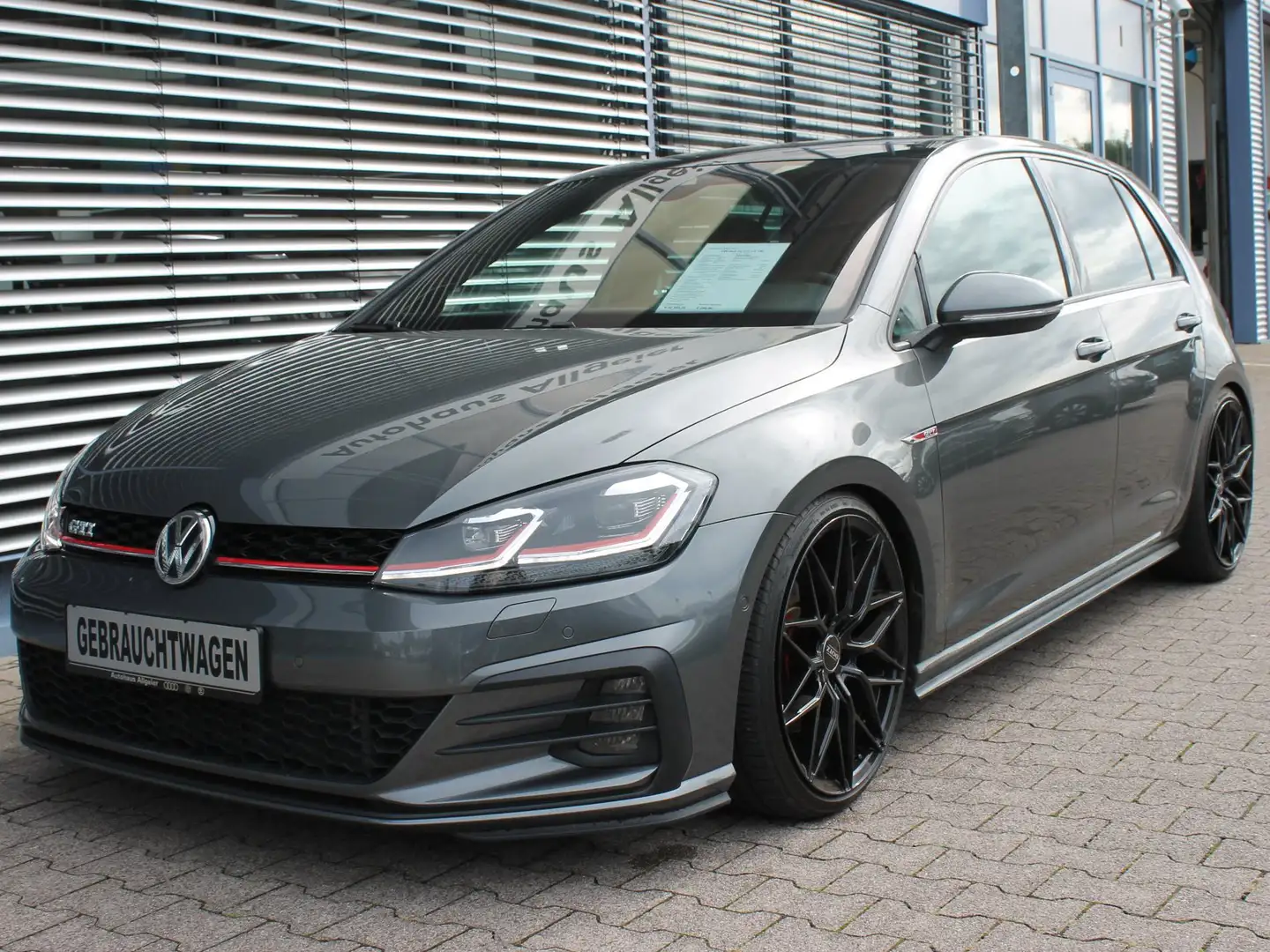 Volkswagen Golf GTI 2.0 TSI *Standheizung/Navi/LED/Leder/Kamera/ACC* Gris - 1