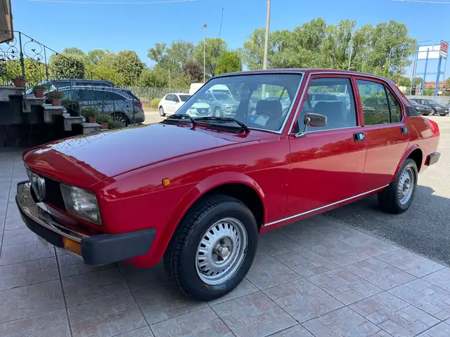 Alfa Romeo Alfetta Alfetta 2.0 ( dal 1979 - al 1983 ) Unico Proprietario