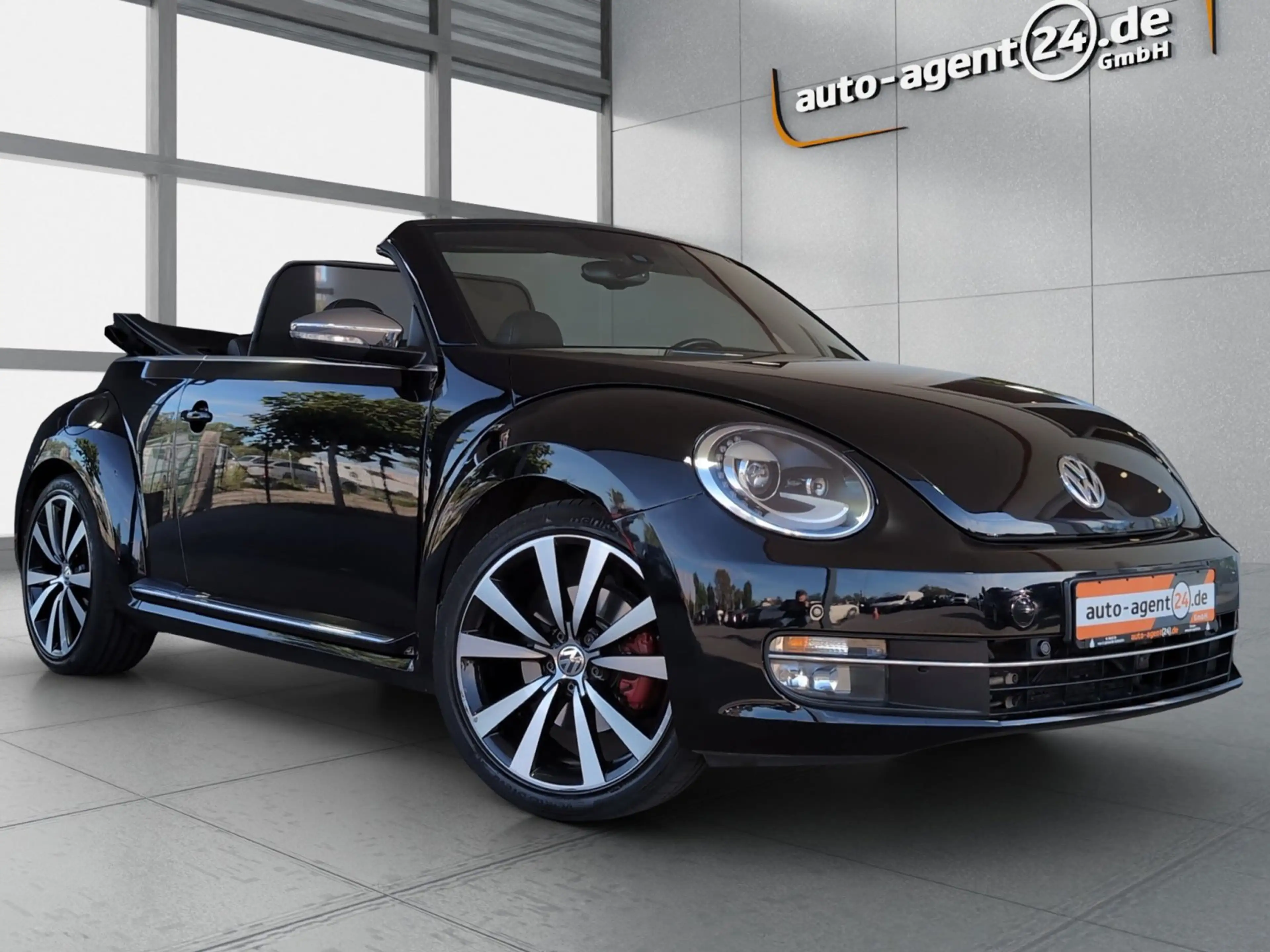Volkswagen Beetle Cabrio 2.0 TSI Exclusive Sport/StHzg/Keyless