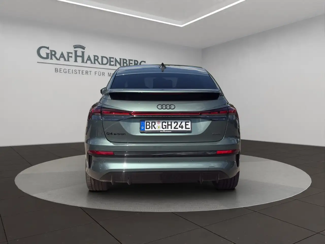 Audi e-tron 2026