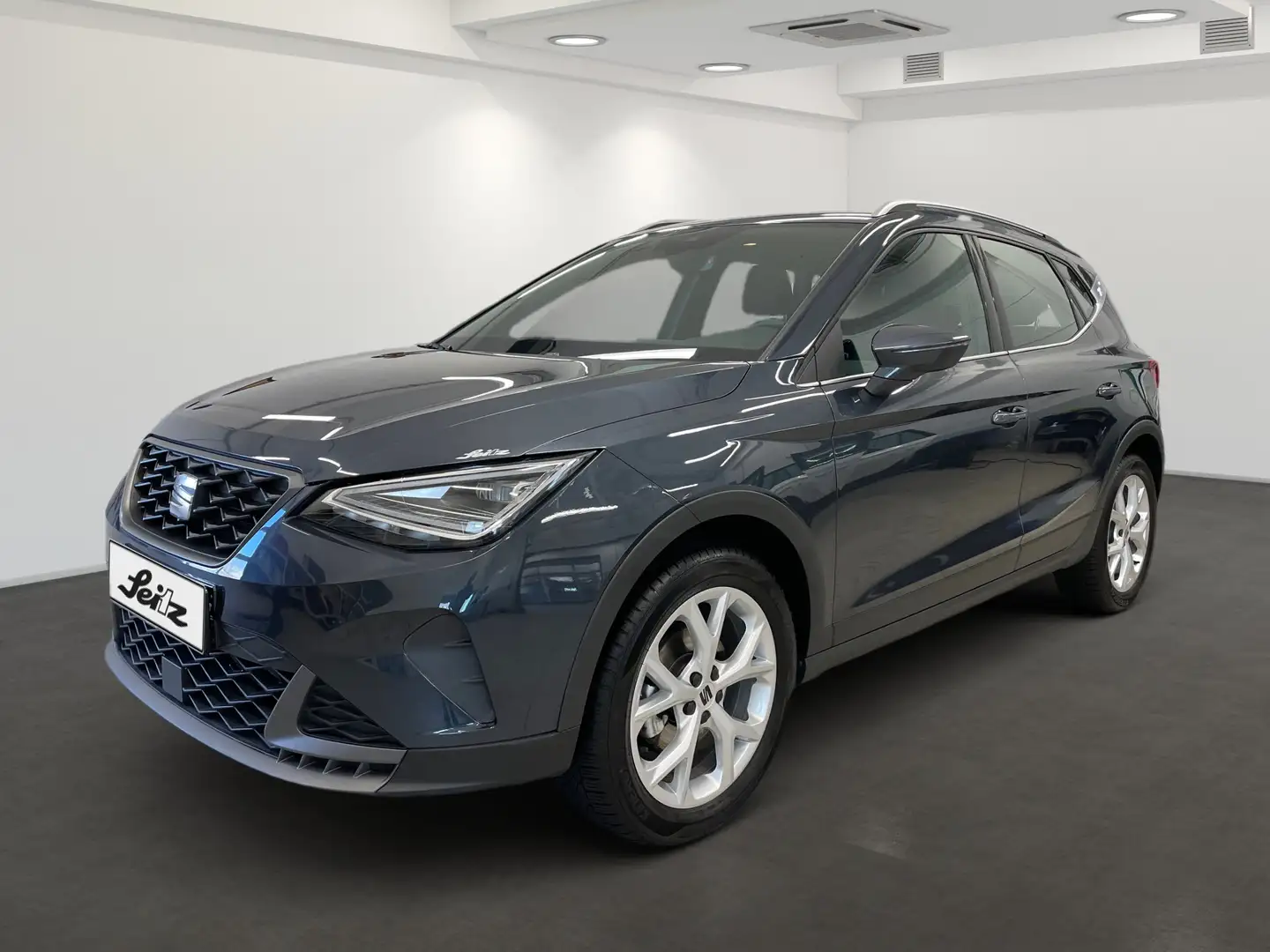 SEAT Arona FR 1.0 TSI DSG FR *NAVI*PARKSENSOR*SITZH* Gris - 2