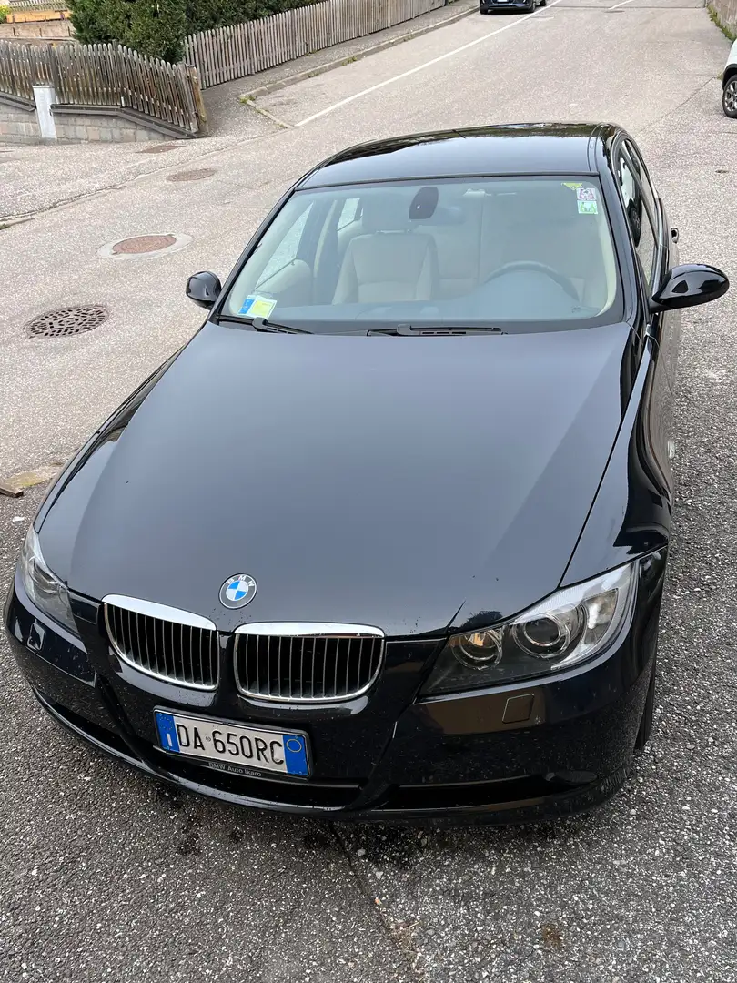 BMW 330 330d Futura Noir - 1