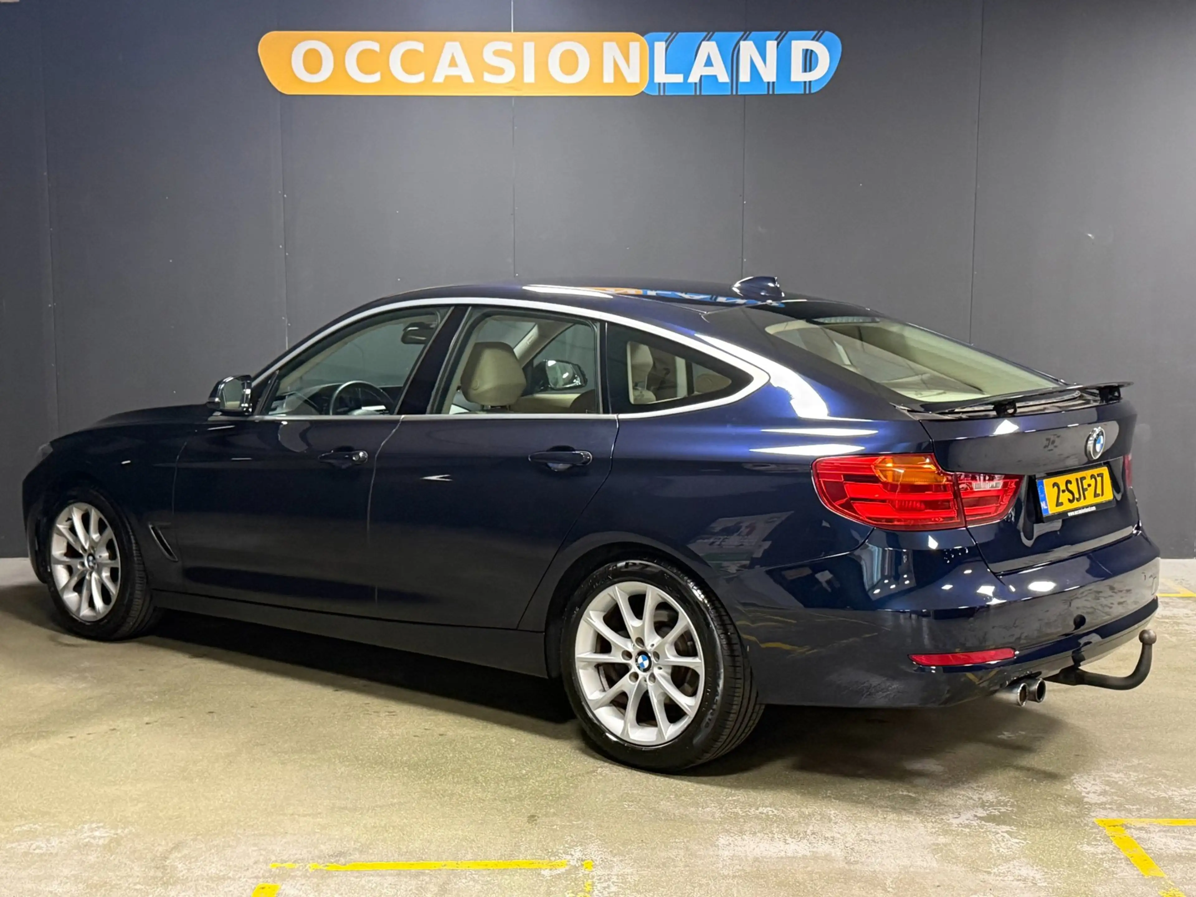 BMW 328 3-serie Gran Turismo 328i High Executive|PDC|LED|T — photo 3