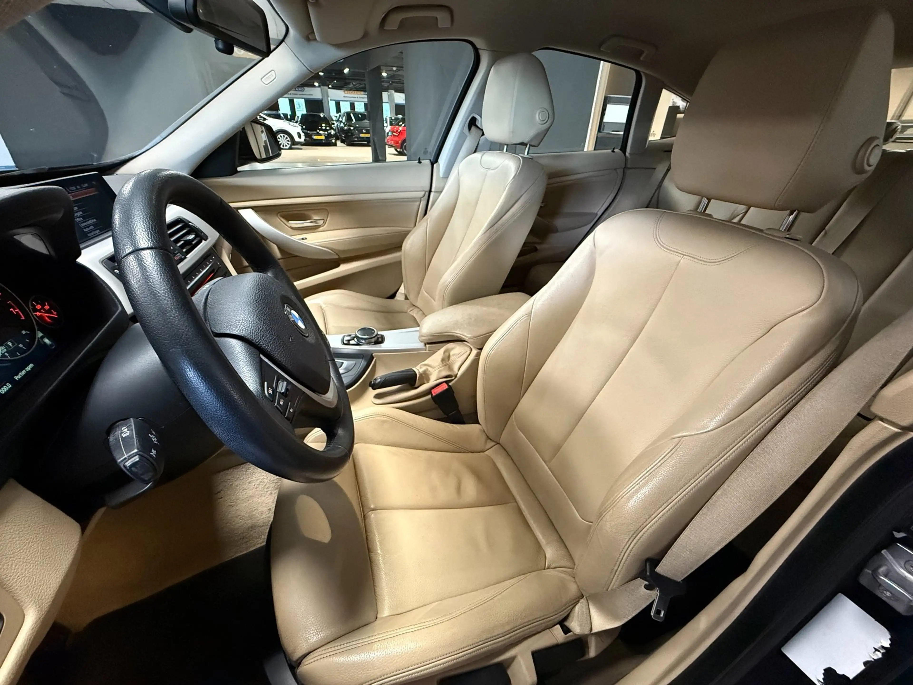 BMW 328 3-serie Gran Turismo 328i High Executive|PDC|LED|T — photo 29