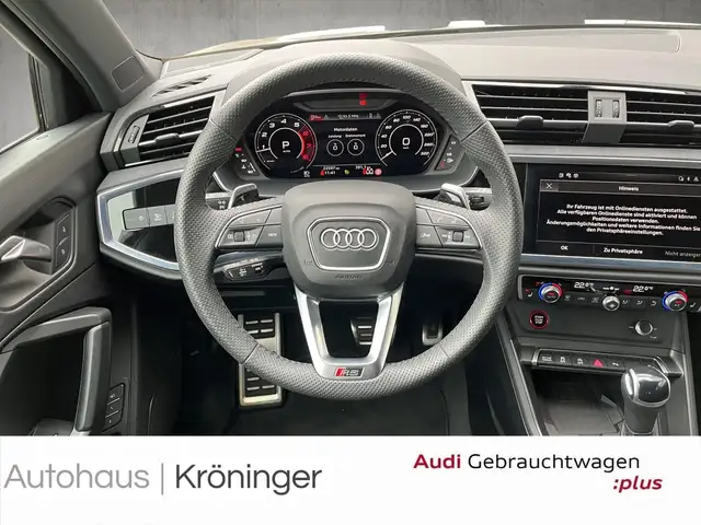 Audi RS Q3 view 11