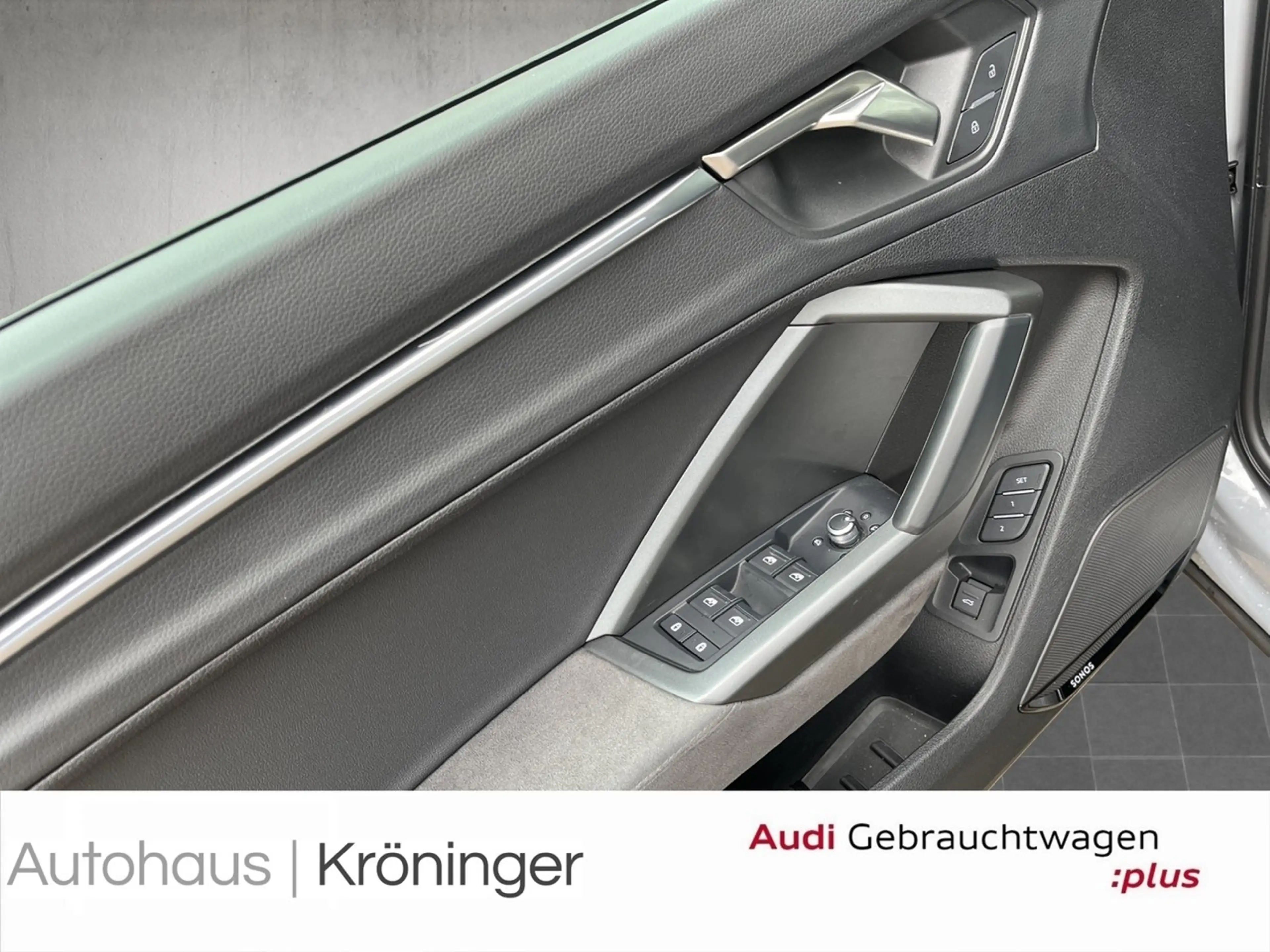 Audi RS Q3 Sportback 2.5 TFSI quat Pano Sonos *400PS* — photo 8