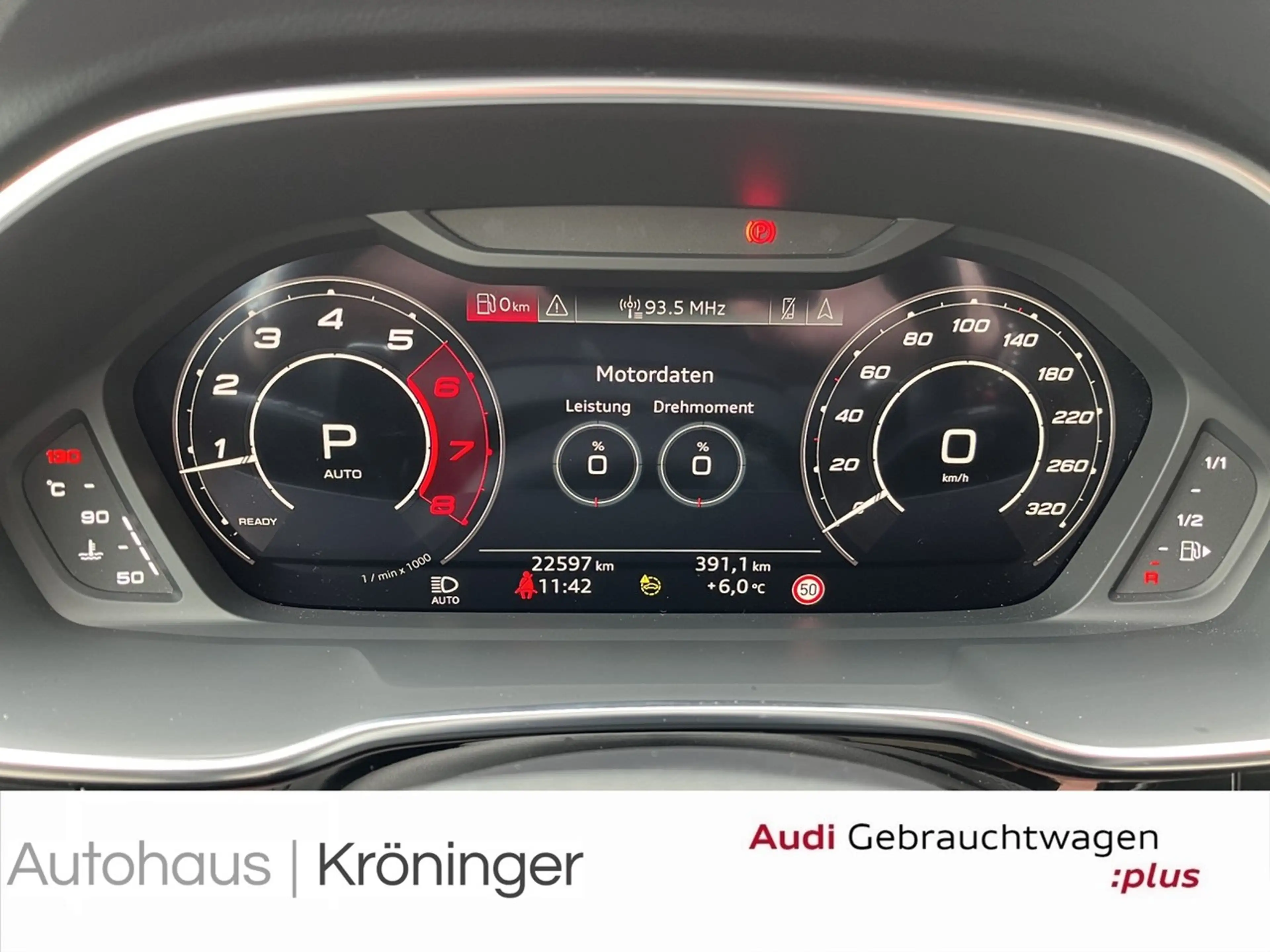 Audi RS Q3 Sportback 2.5 TFSI quat Pano Sonos *400PS* — photo 12