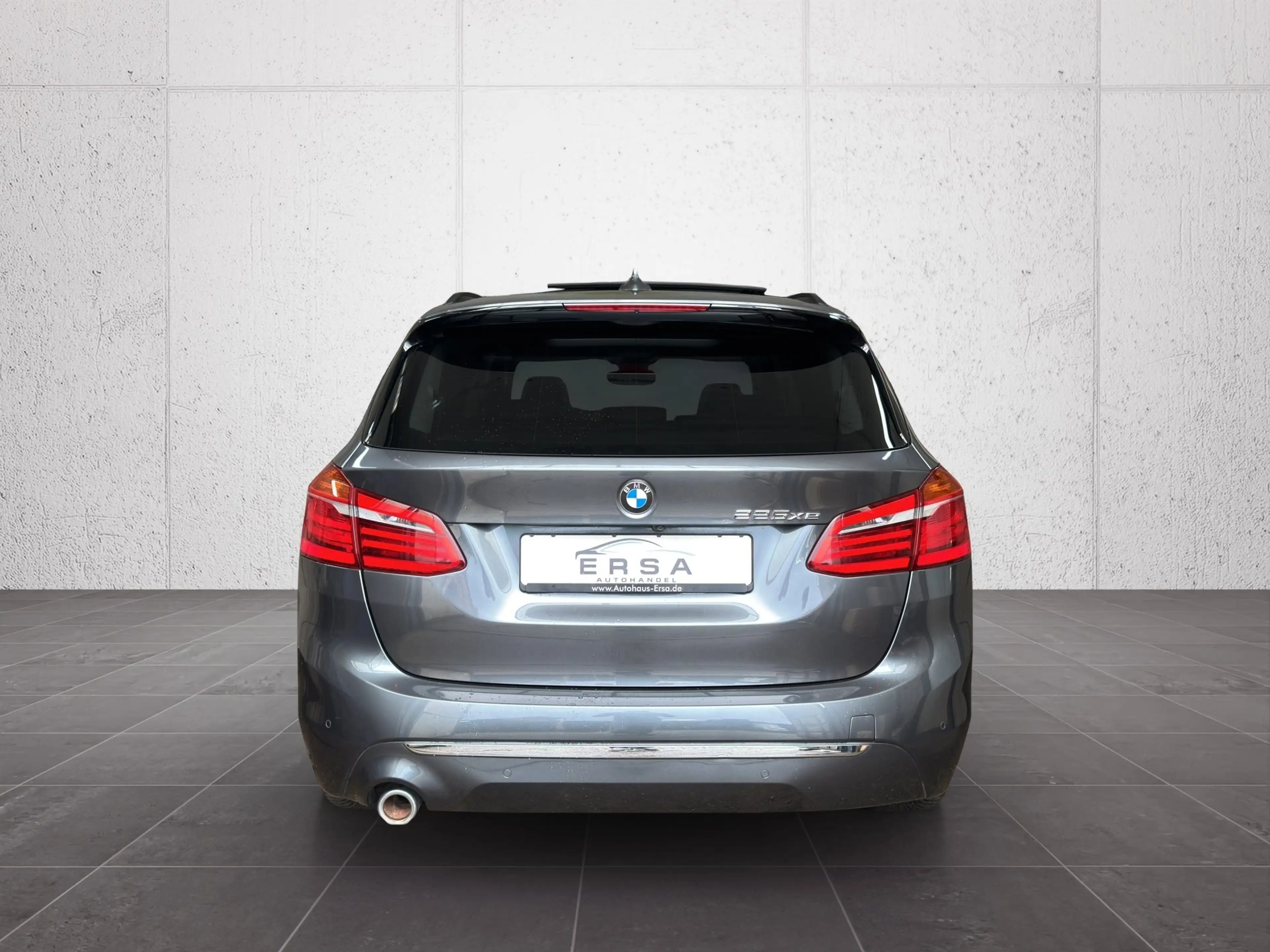BMW 225 xe LuxuryLine*Dr.Assist Plus*HUD*Pano*RFK*LED* — photo 5