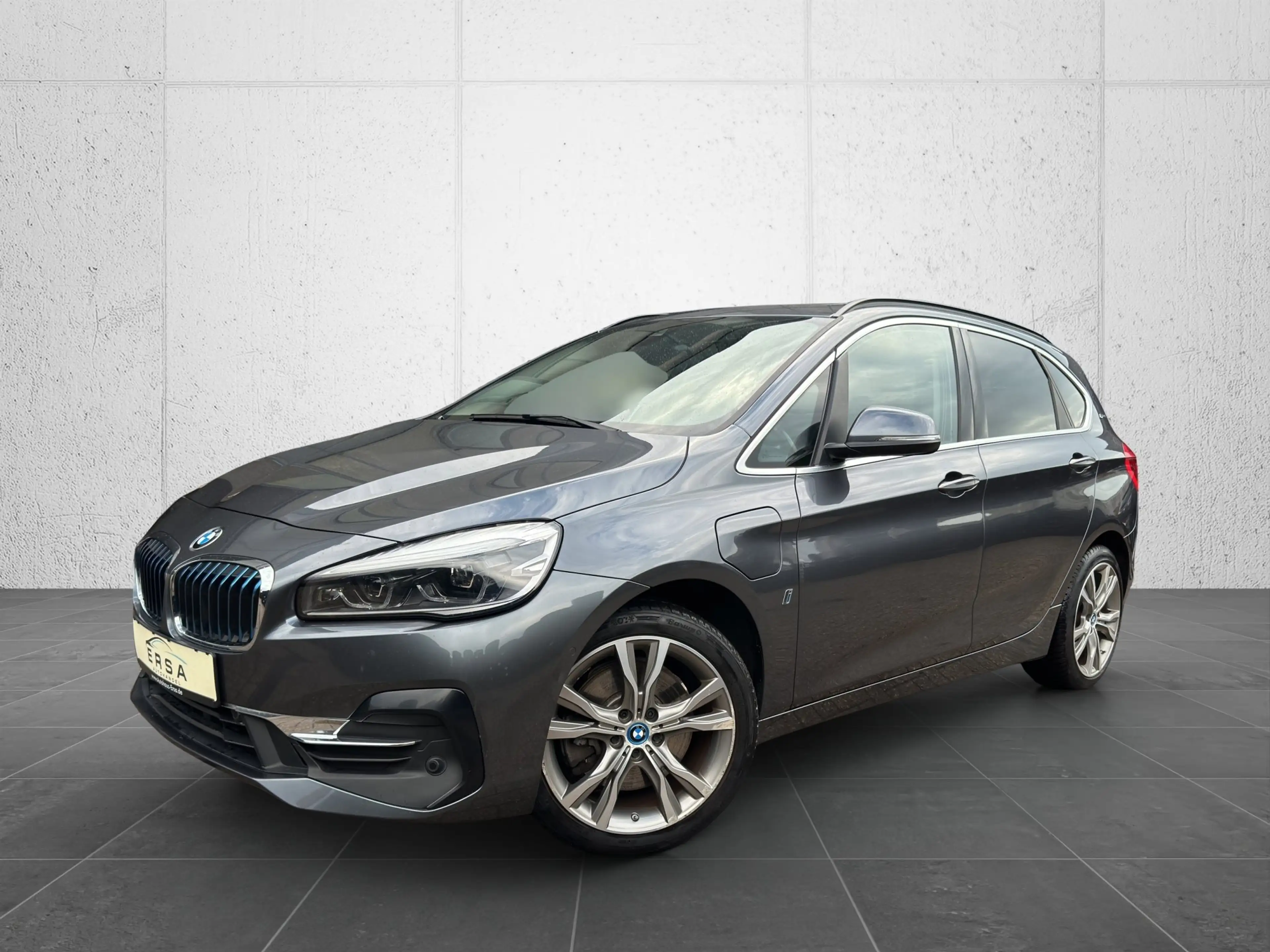 BMW 225 xe LuxuryLine*Dr.Assist Plus*HUD*Pano*RFK*LED*