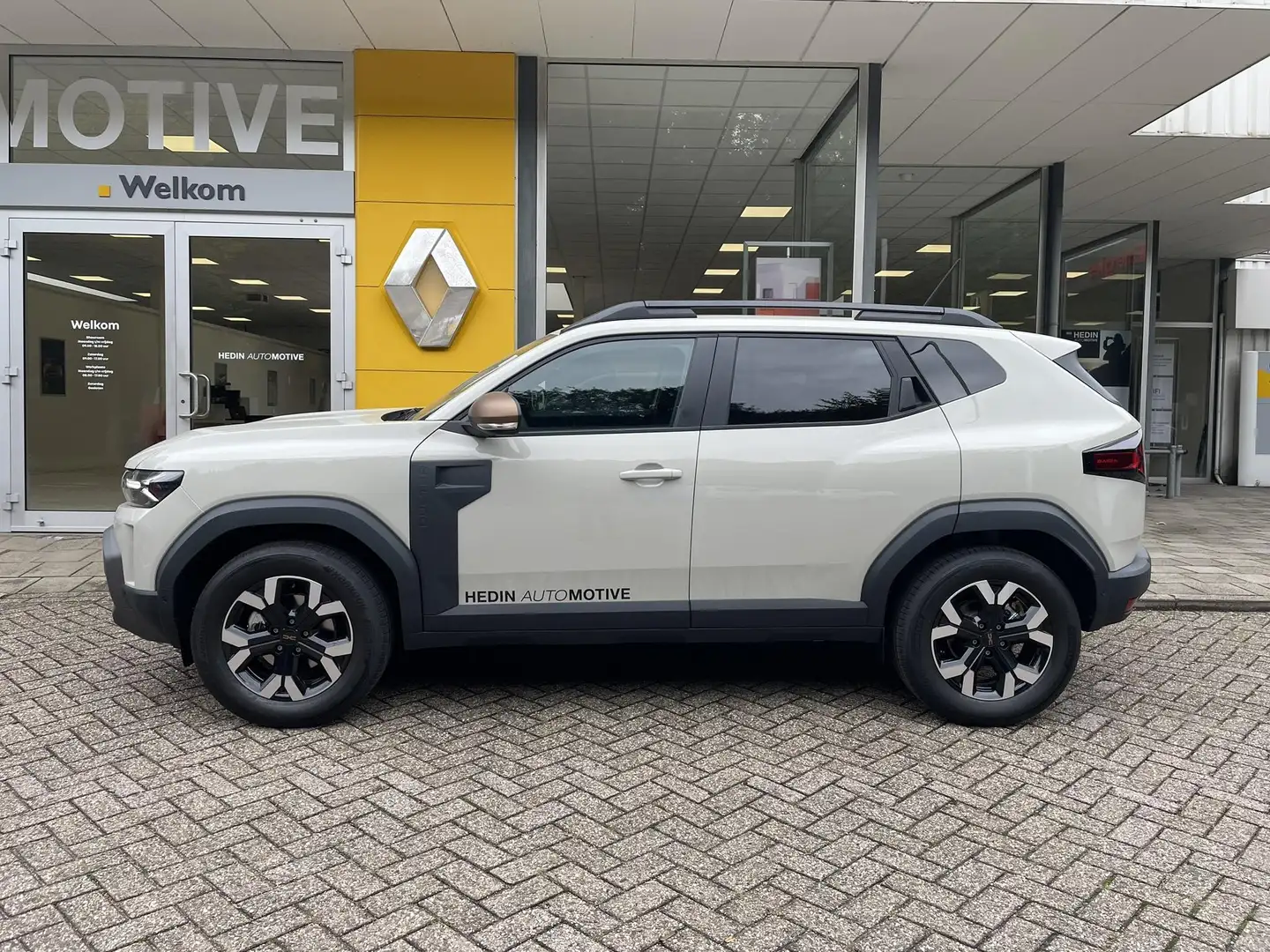 Dacia Duster 1.6 Hybrid 140PK Extreme Dacia Duster 1.6 Hybrid 1 Bruin - 2