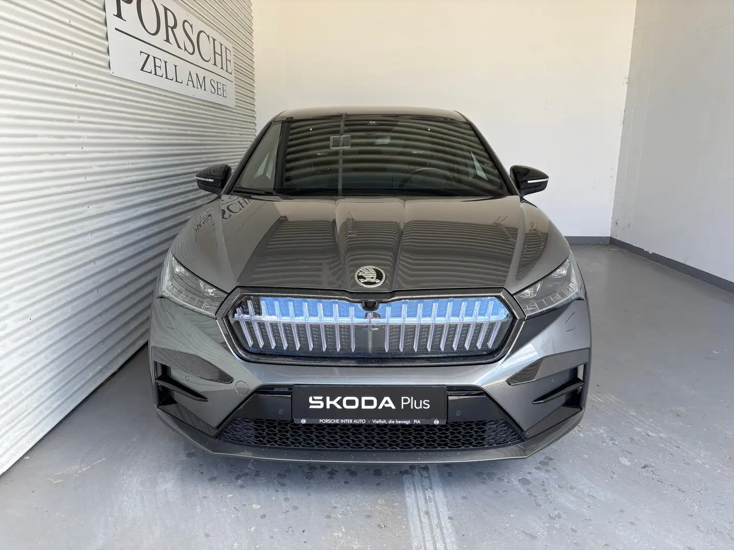 Skoda Enyaq Coupé RS Grau - 2