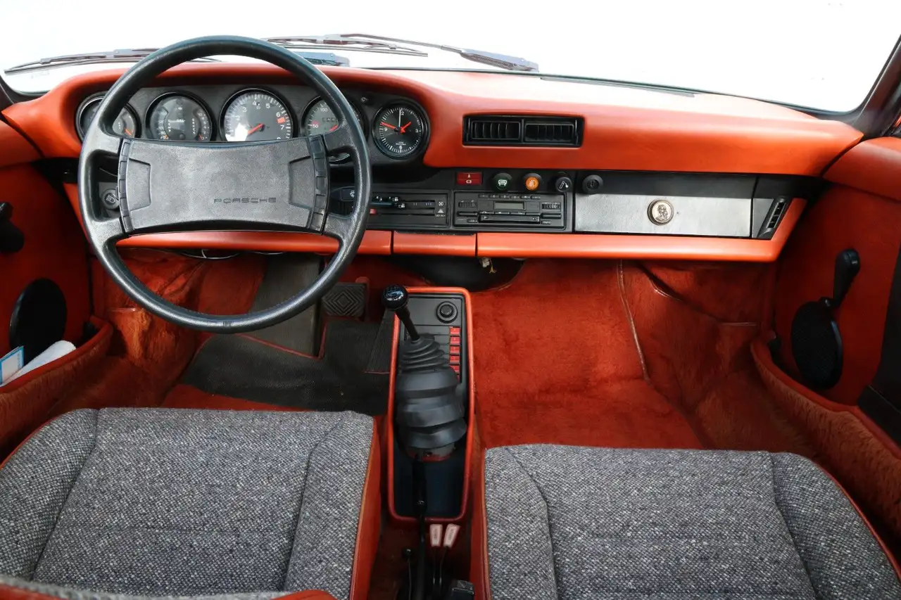 Porsche 911 2.7 Coupé Farbton "Coppa Florio", foto 3
