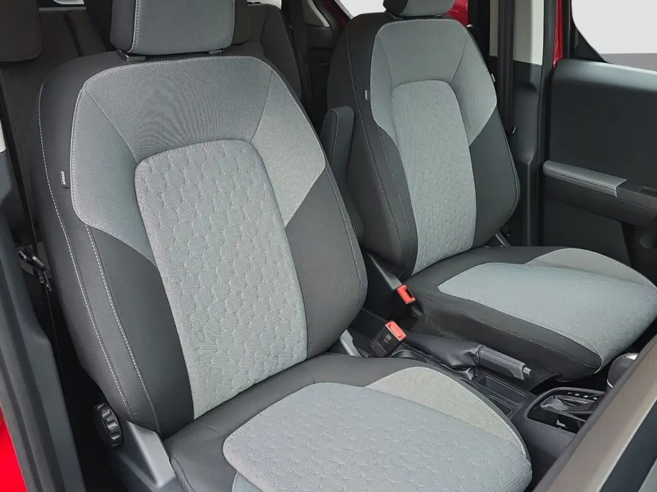 Ford Tourneo Courier TITANIUM Automatik *Top-Ausstattung* 12