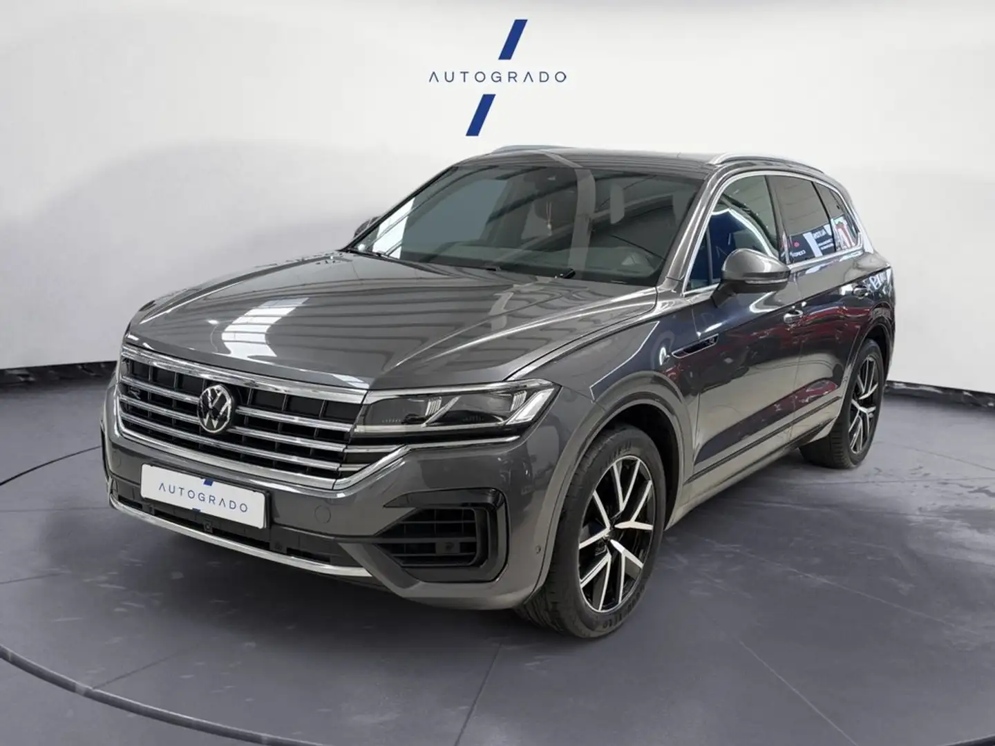 Volkswagen Touareg Prem Eleg 3.0 V6 TDI 210kW Tip 4M Gris - 1