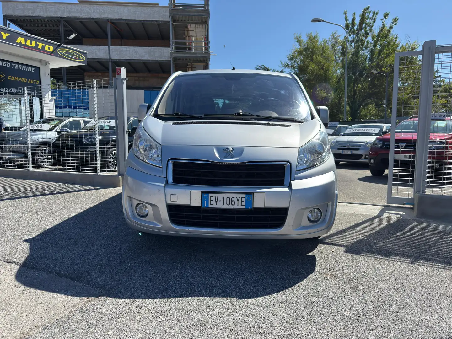 Peugeot Expert EXPERT TEPEE 3° S 2.0 HDI 125 CV E5b GANCIO TRA Argent - 1