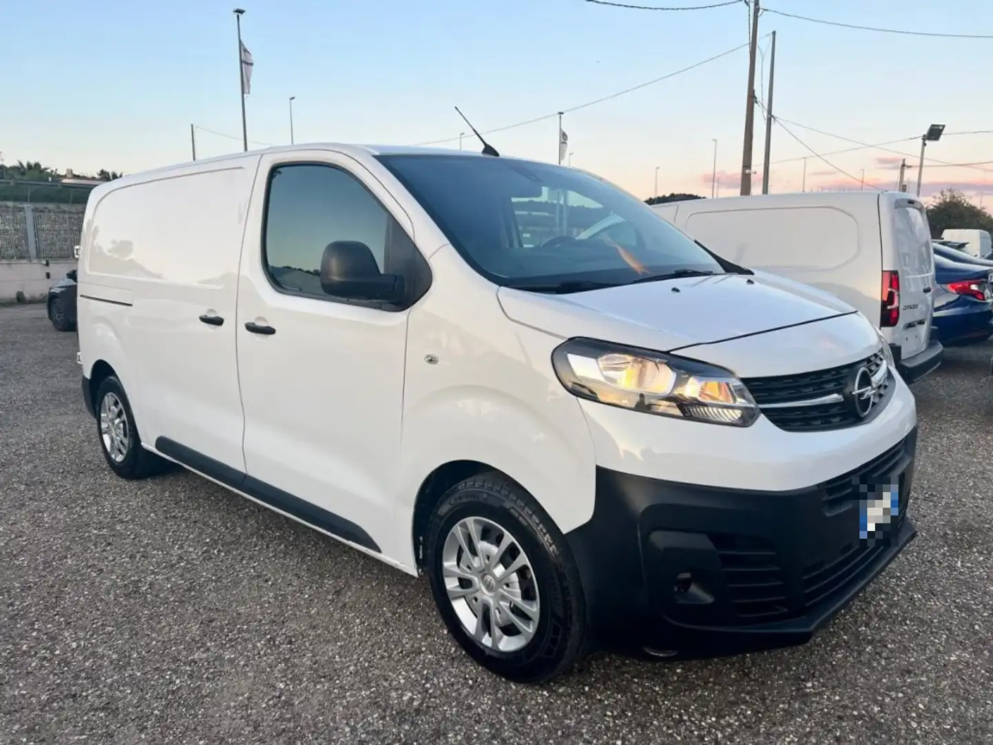 Fiat Scudo 1.5 BlueHDI 120 CV L2H1 PASSO LUNGO Blanc - 2