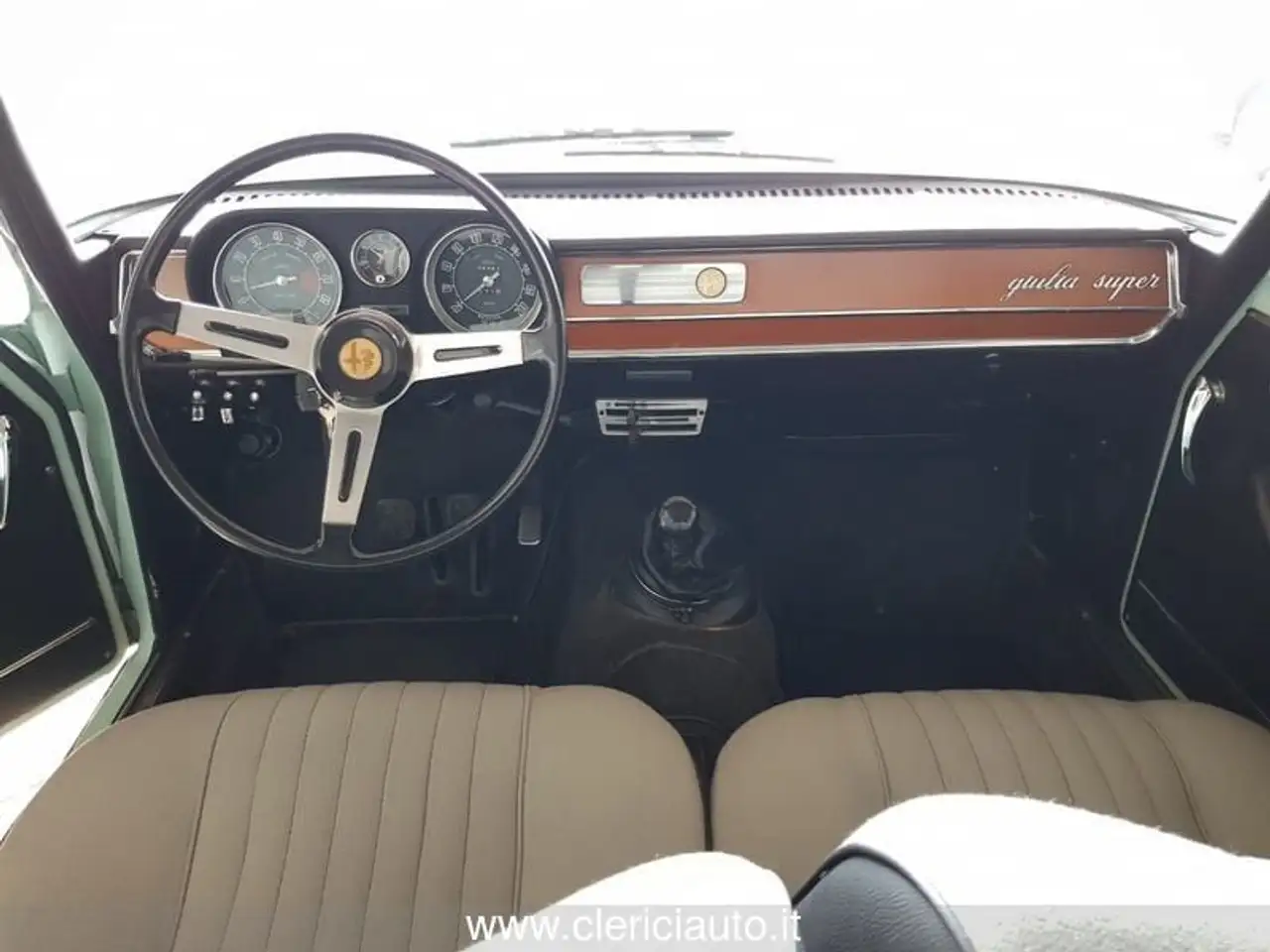 Alfa Romeo Giulia Super "Bollo Oro" - Targa TV 14, foto 4